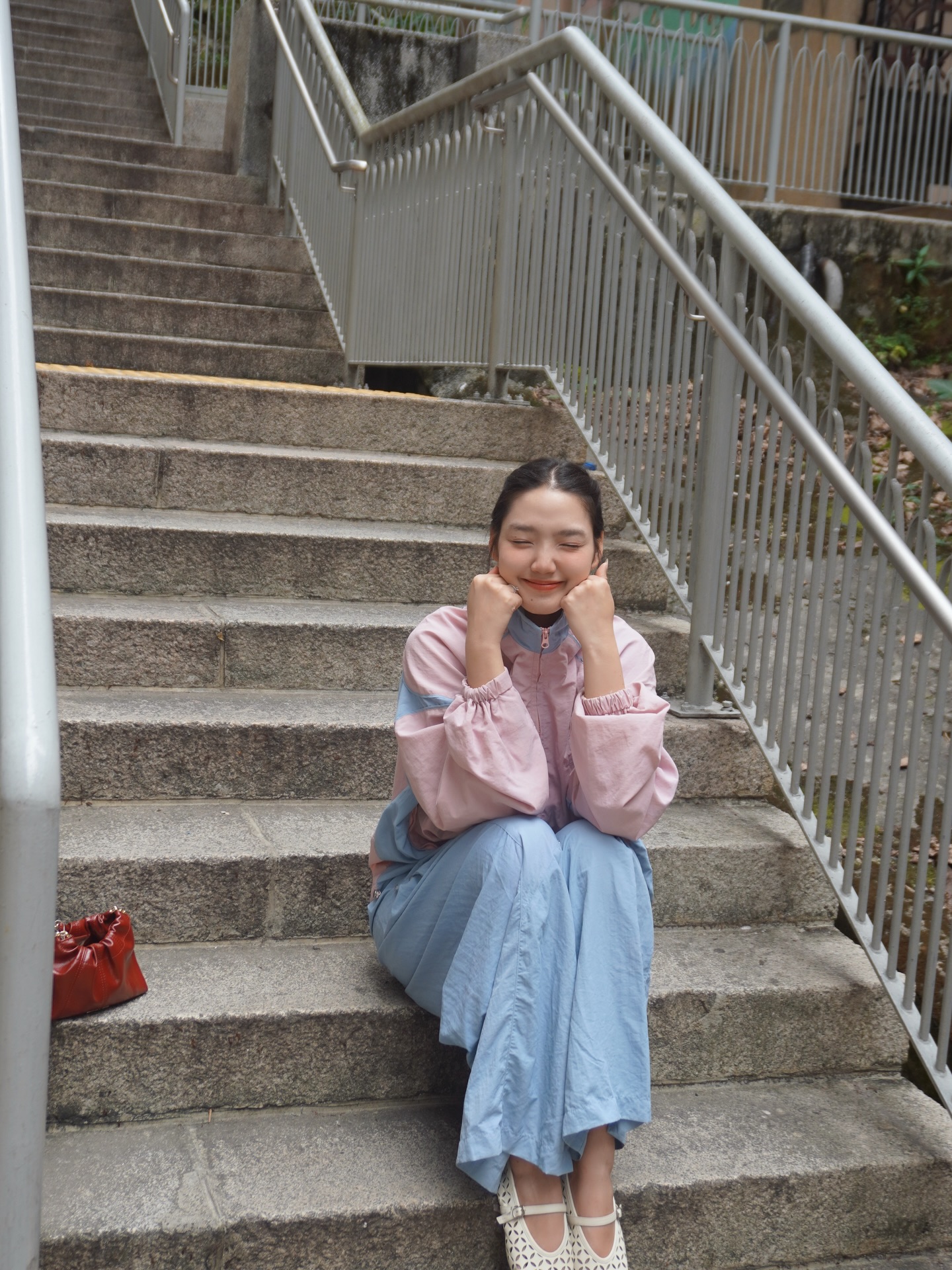 Nữ diễn viên cao 1,75m đóng chính phim kinh dị là ai?- Ảnh 2. Nữ diễn viên cao 1,75m đóng chính phim kinh dị là ai?- Ảnh 2.