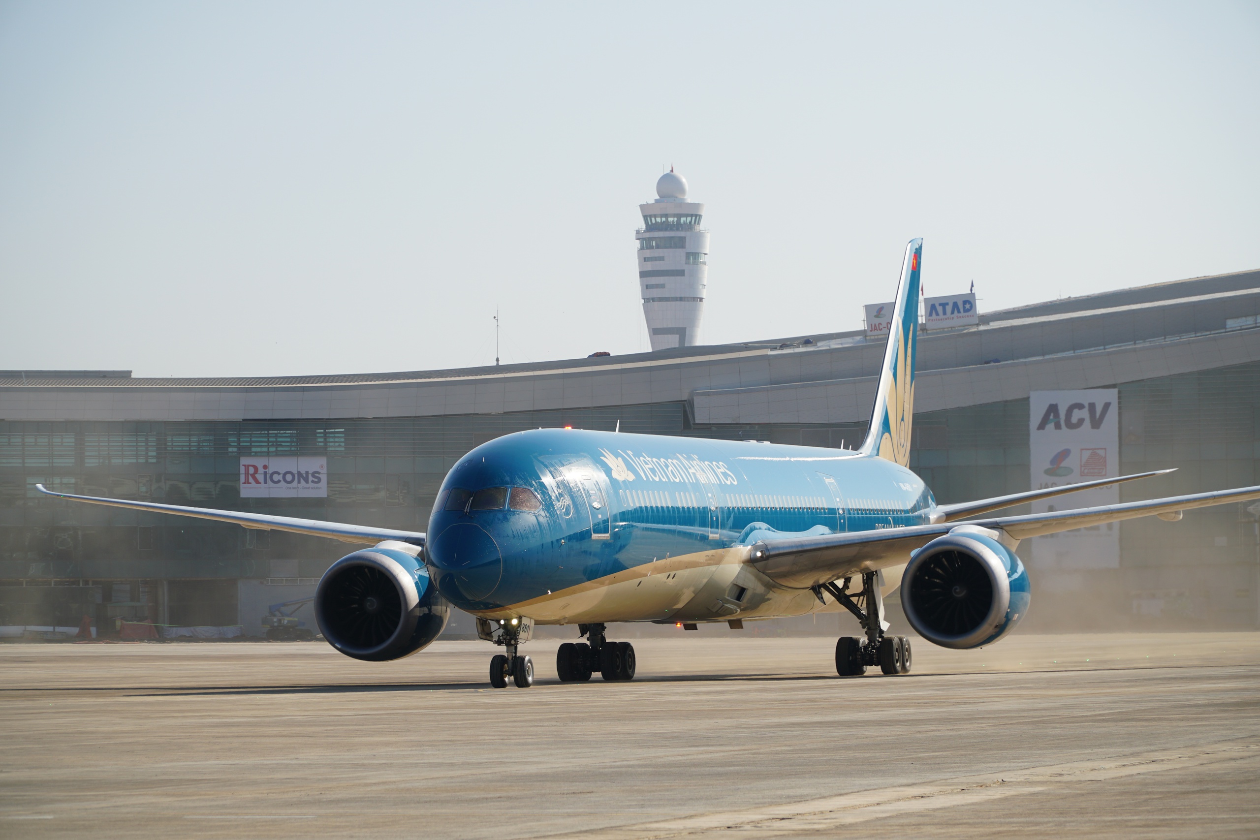 Đấu giá 90 ha đất sân bay Long Thành nộp ngân sách Trung ương năm 2026 - Ảnh 2. Đấu giá 90 ha đất sân bay Long Thành nộp ngân sách Trung ương năm 2026 - Ảnh 2.