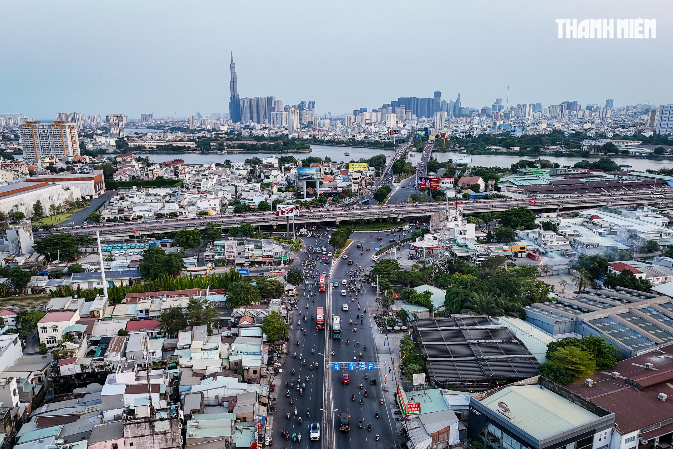 Người d&acirc;n TP.HCM dỡ nh&agrave;, nhường đất mở rộng quốc lộ 13 sau nhiều lần chậm trễ - Ảnh 16.