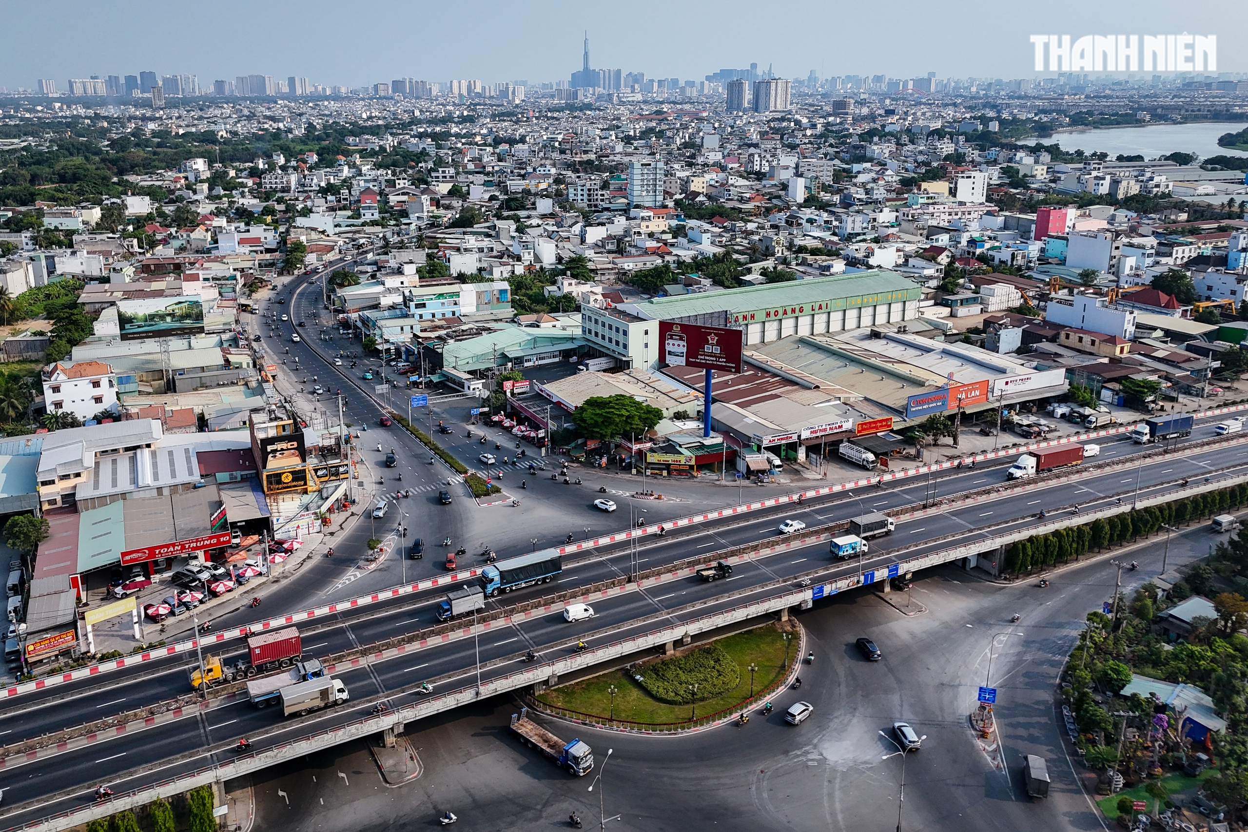 Người d&acirc;n TP.HCM dỡ nh&agrave;, nhường đất mở rộng quốc lộ 13 sau nhiều lần chậm trễ - Ảnh 14.