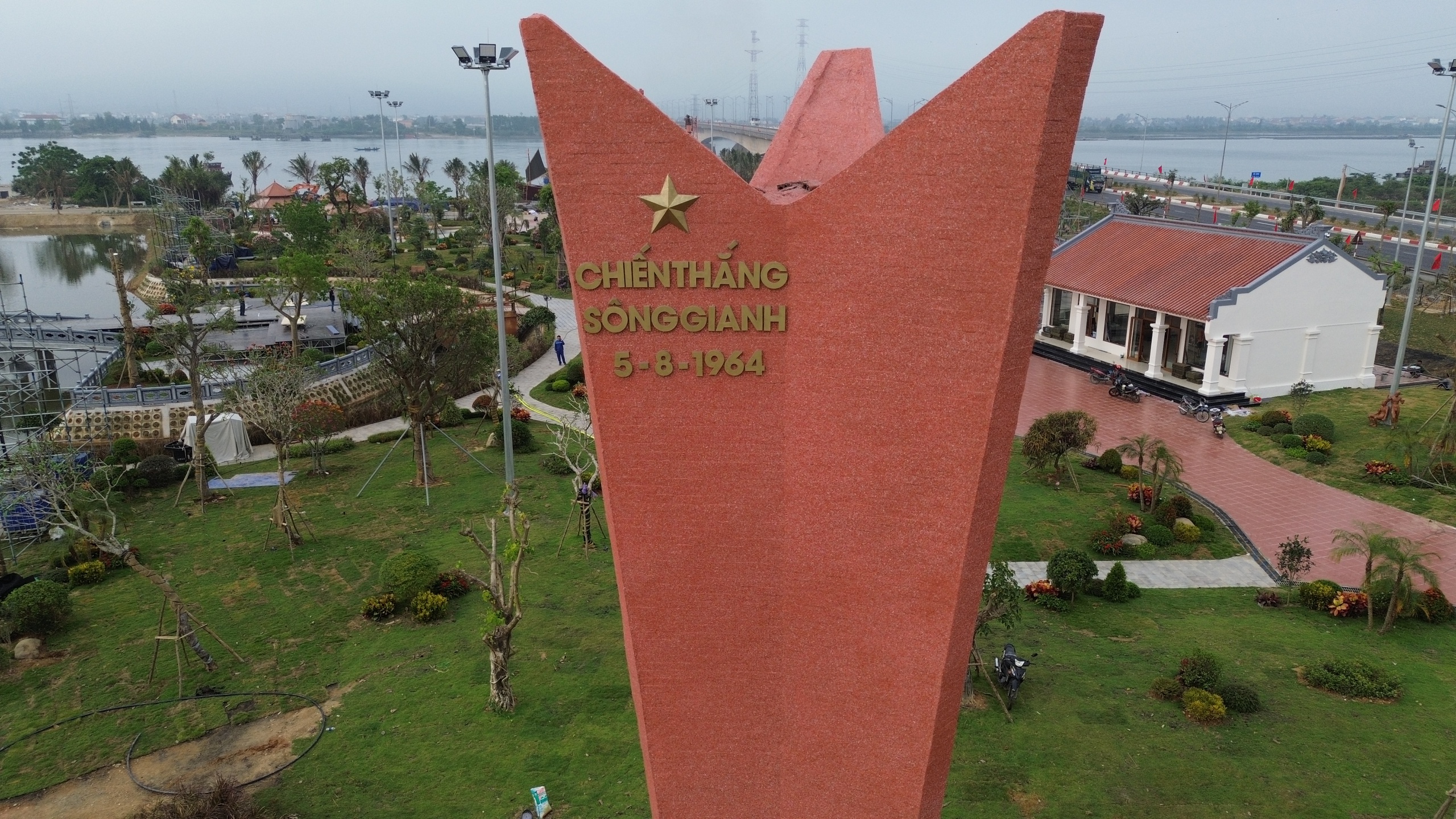 Bến ph&agrave; Gianh th&agrave;nh c&ocirc;ng vi&ecirc;n tưởng niệm, đ&aacute;nh thức k&yacute; ức t&agrave;u kh&ocirc;ng số huyền thoại- Ảnh 5.