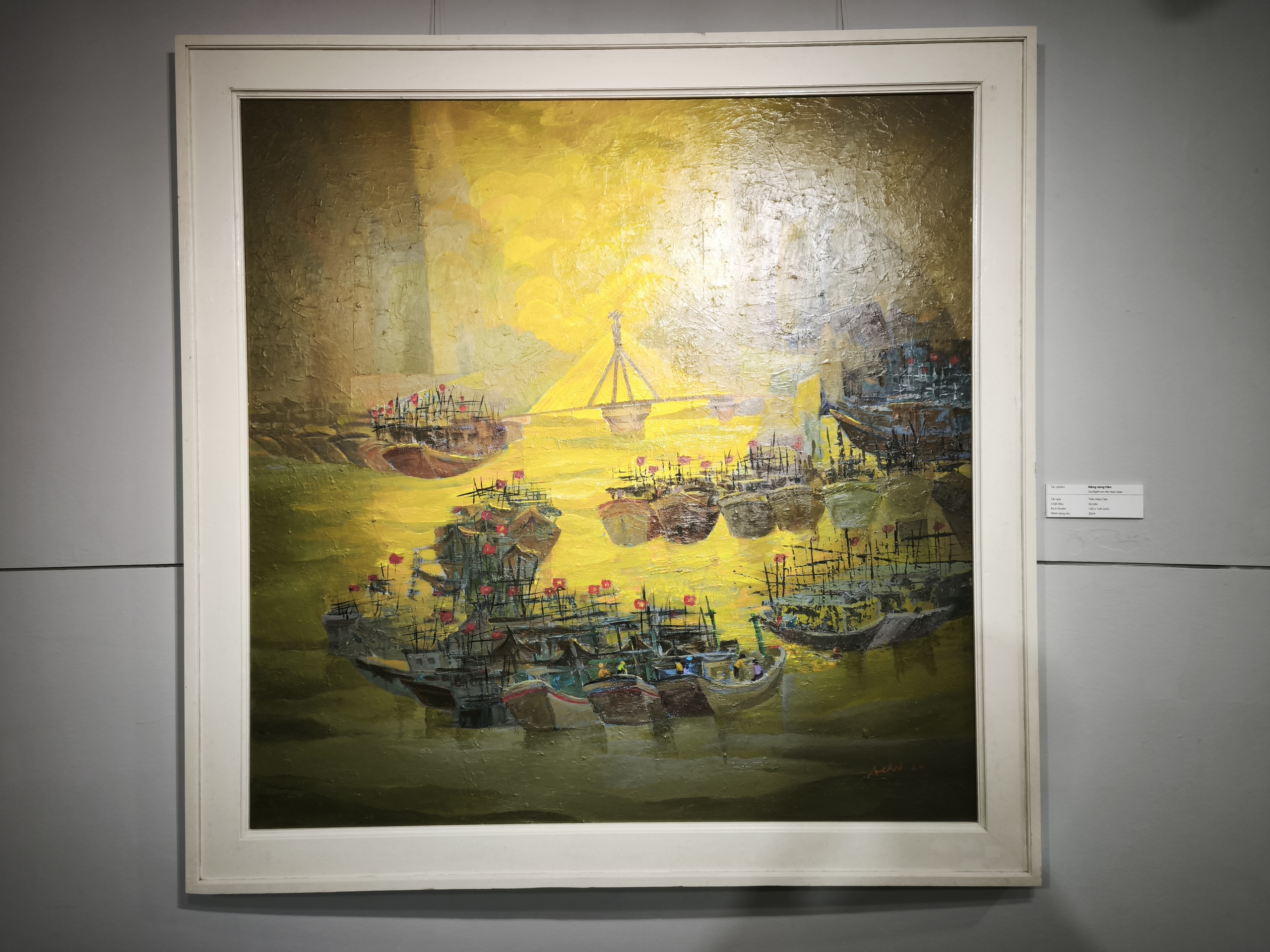 'Nghệ sĩ Đà Nẵng từng bước thu hẹp khoảng cách với các trung tâm mỹ thuật lớn'- Ảnh 8. 'Nghệ sĩ Đà Nẵng từng bước thu hẹp khoảng cách với các trung tâm mỹ thuật lớn'- Ảnh 8.