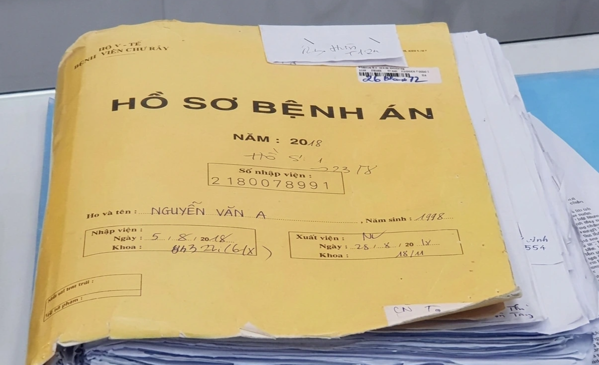 Nộp bệnh án tâm thần, 'nữ quái' vẫn bị tòa tuyên 13 năm tù- Ảnh 1.