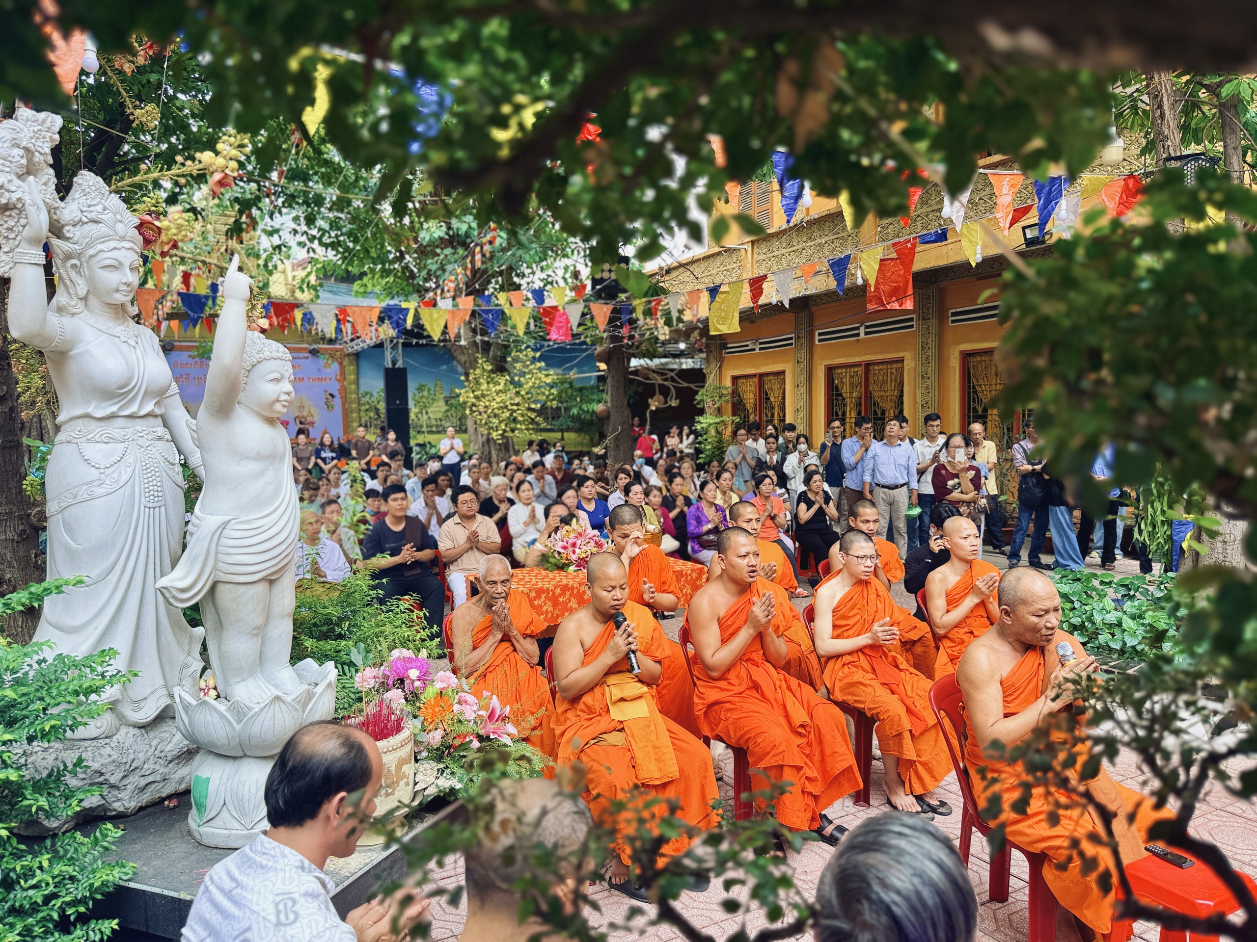 V&igrave; sao người Khmer ở TP.HCM x&acirc;y n&uacute;i c&aacute;t dịp tết? &Yacute; nghĩa &iacute;t người biết - Ảnh 8.