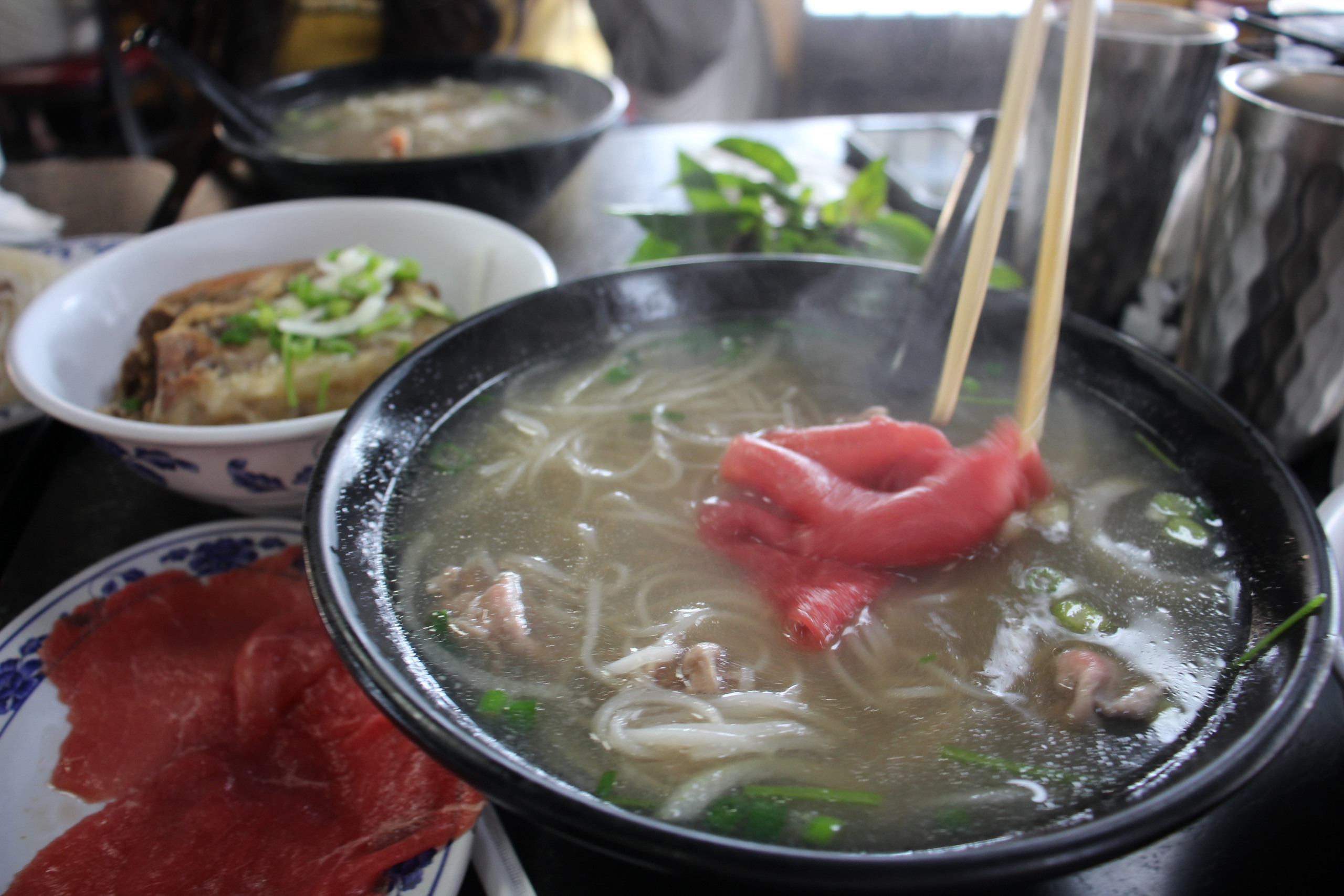 'Ăn phở th&igrave; chỉ c&oacute; Phở 79': Gia đ&igrave;nh gần nửa thế kỷ giữ hồn Việt ởMỹ - Ảnh 2.