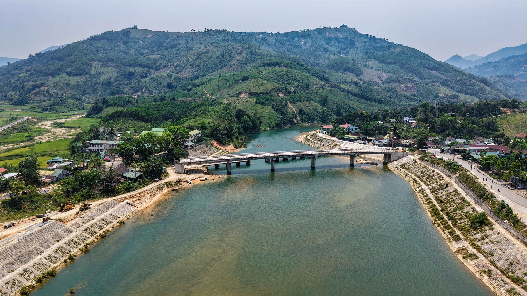 - Ảnh 1. - Ảnh 1.