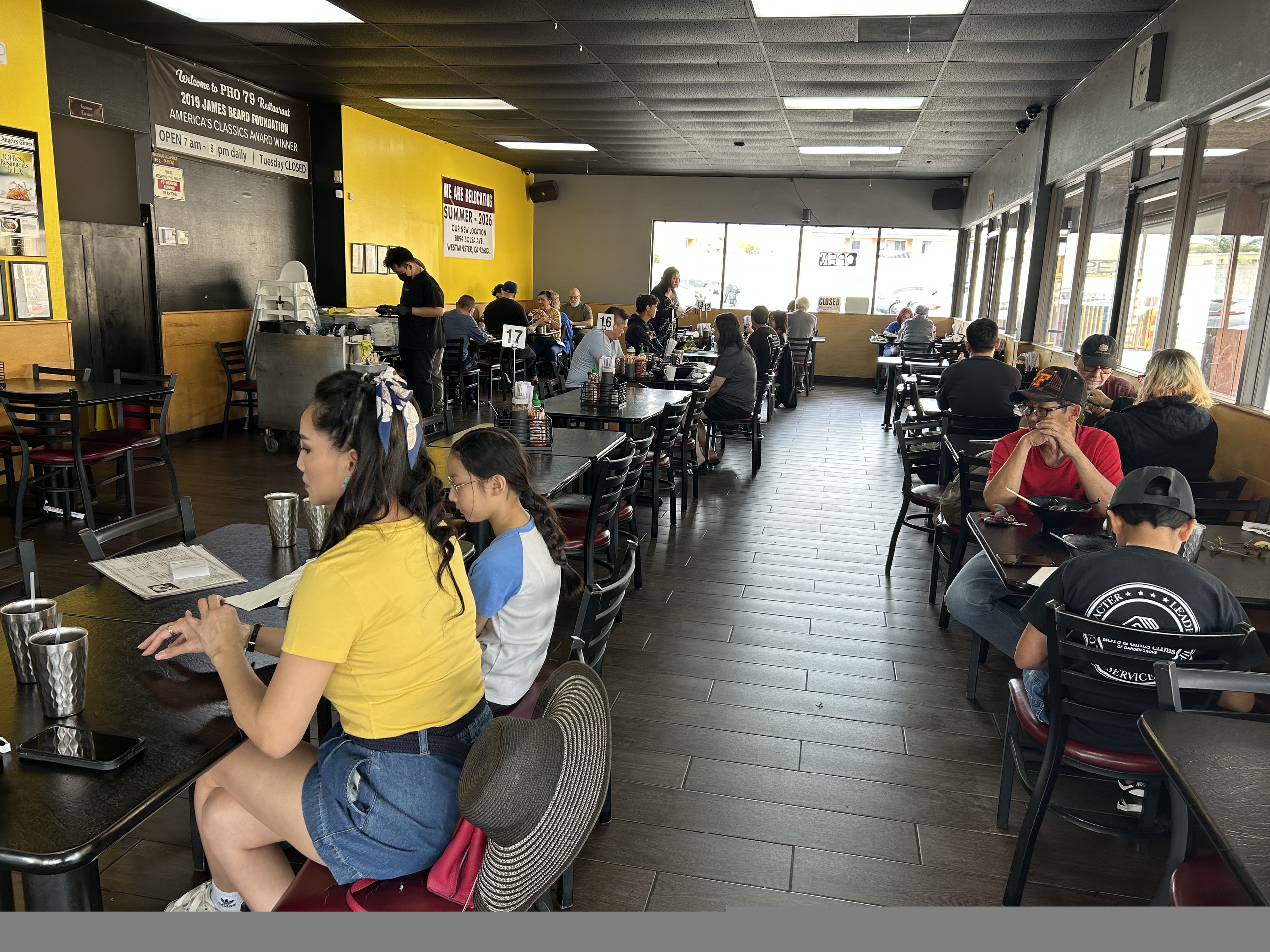 'Ăn phở th&igrave; chỉ c&oacute; Phở 79': Gia đ&igrave;nh gần nửa thế kỷ giữ hồn Việt ởMỹ - Ảnh 3.