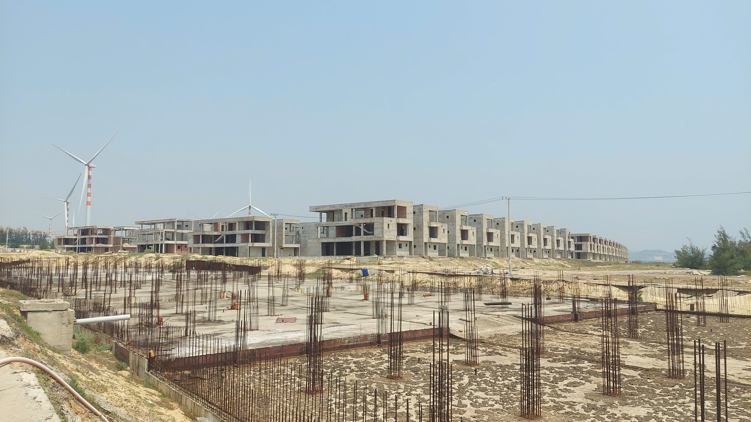 Hai dự án nghỉ dưỡng nghìn tỉ 'ngủ quên' bên Quy Nhơn- Ảnh 4.