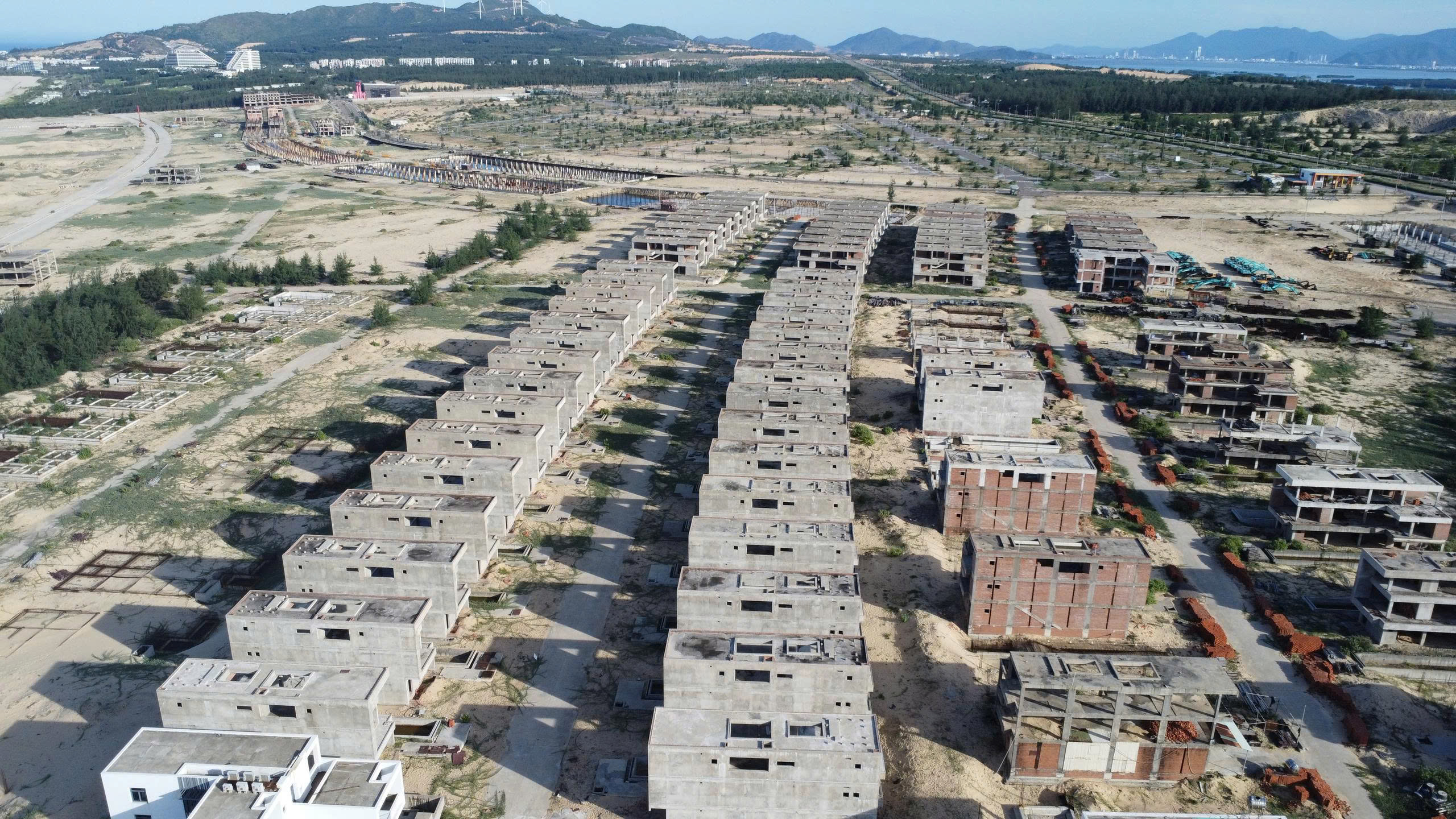 Hai dự án nghỉ dưỡng nghìn tỉ 'ngủ quên' bên Quy Nhơn- Ảnh 1.