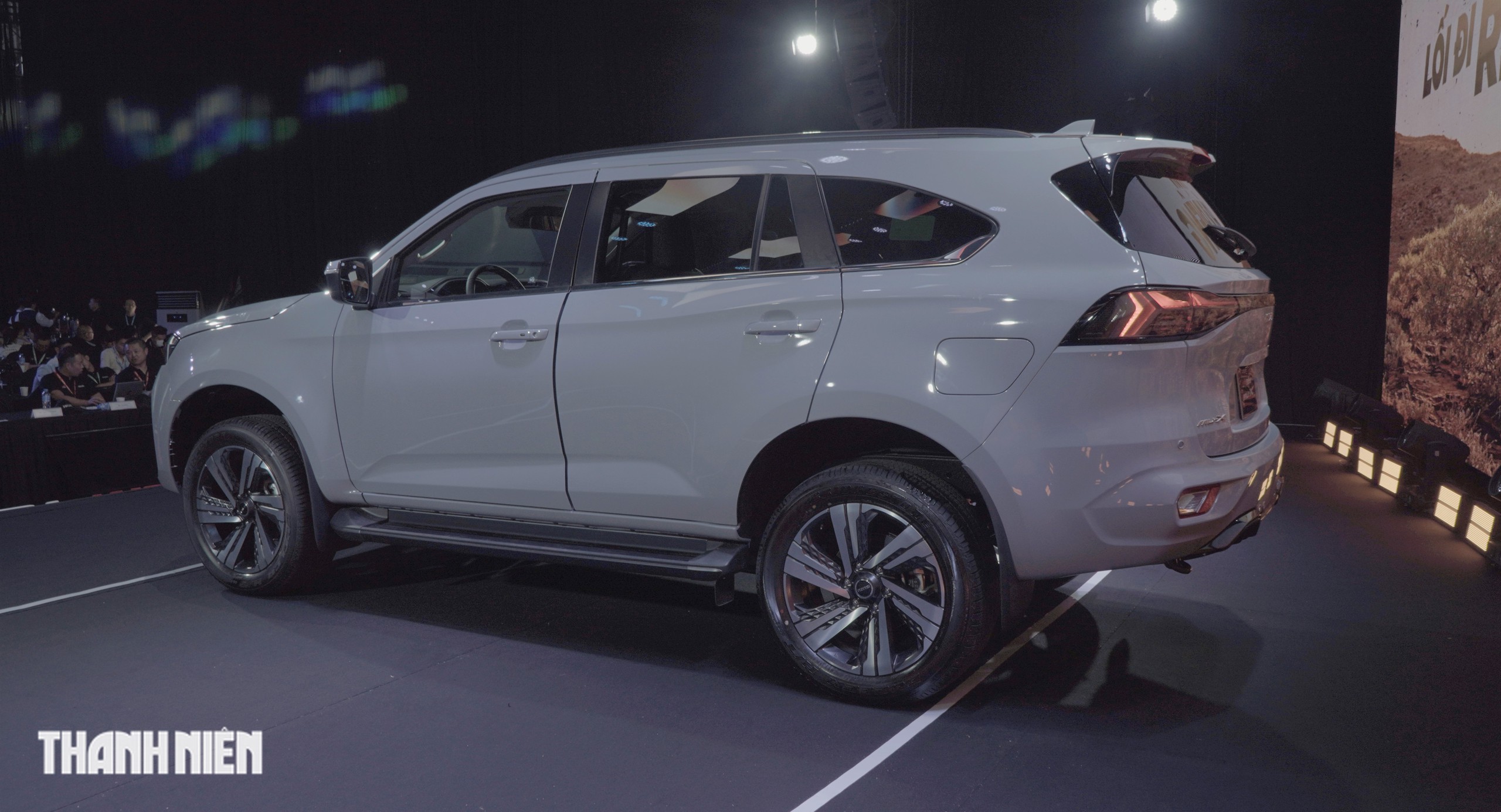 SUV 7 chỗ: Doanh số Ford Everest gấp hơn 10 lần c&aacute;c đối thủ - Ảnh 3.