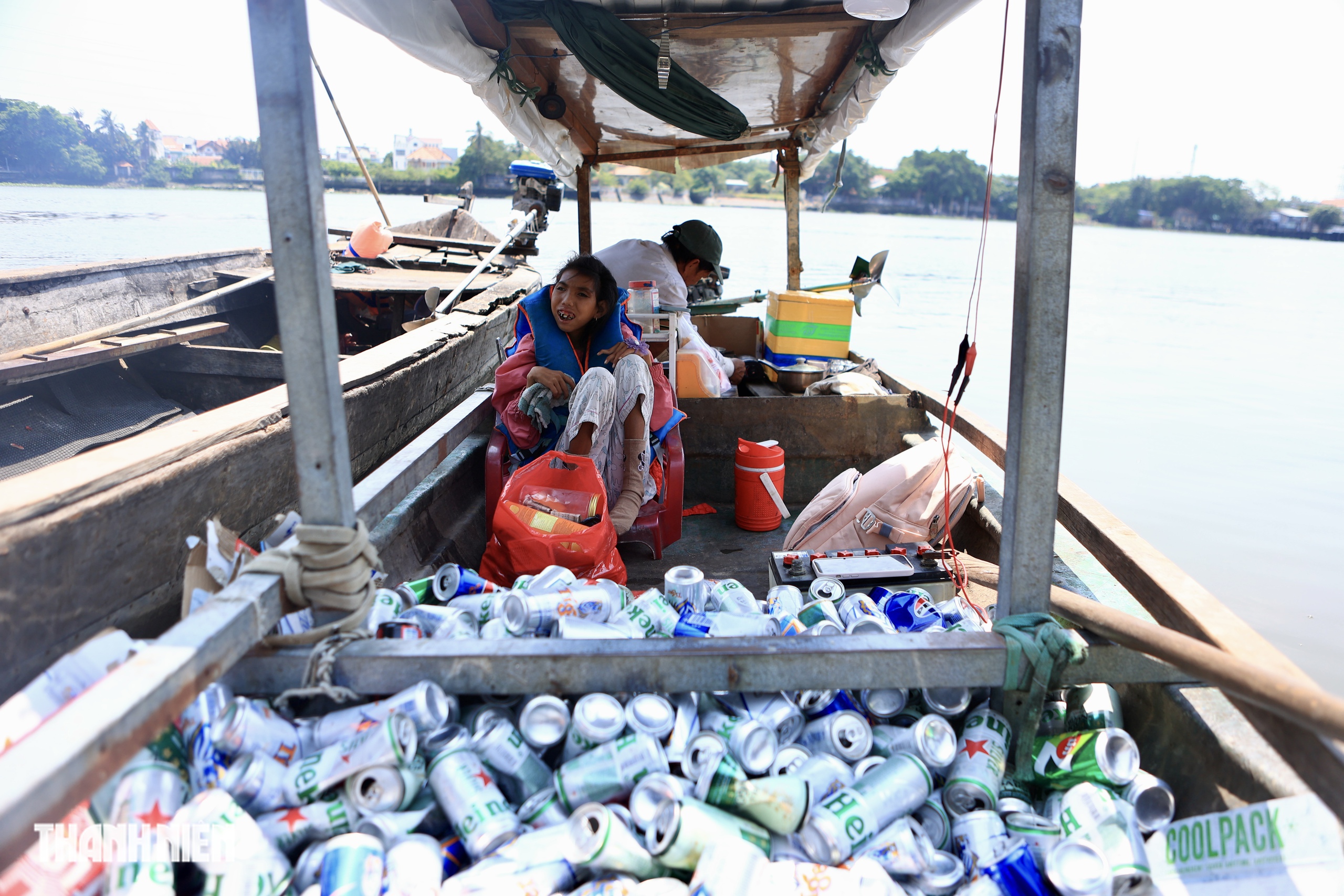 TP.HCM nhìn từ sông Sài Gòn: Tiếng cười của đứa con không bao giờ nói- Ảnh 5.