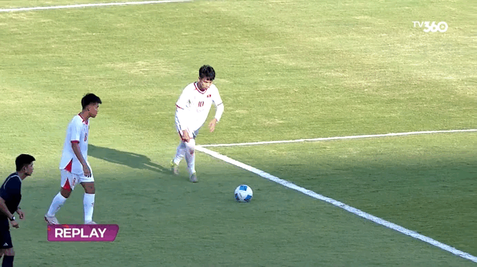 U.17 Việt Nam thắng Timor Leste với tỷ số khó tin 10-0: 2 siêu phẩm đá phạt, 2 hat-trick - Ảnh 2. U.17 Việt Nam thắng Timor Leste với tỷ số khó tin 10-0: 2 siêu phẩm đá phạt, 2 hat-trick - Ảnh 2.