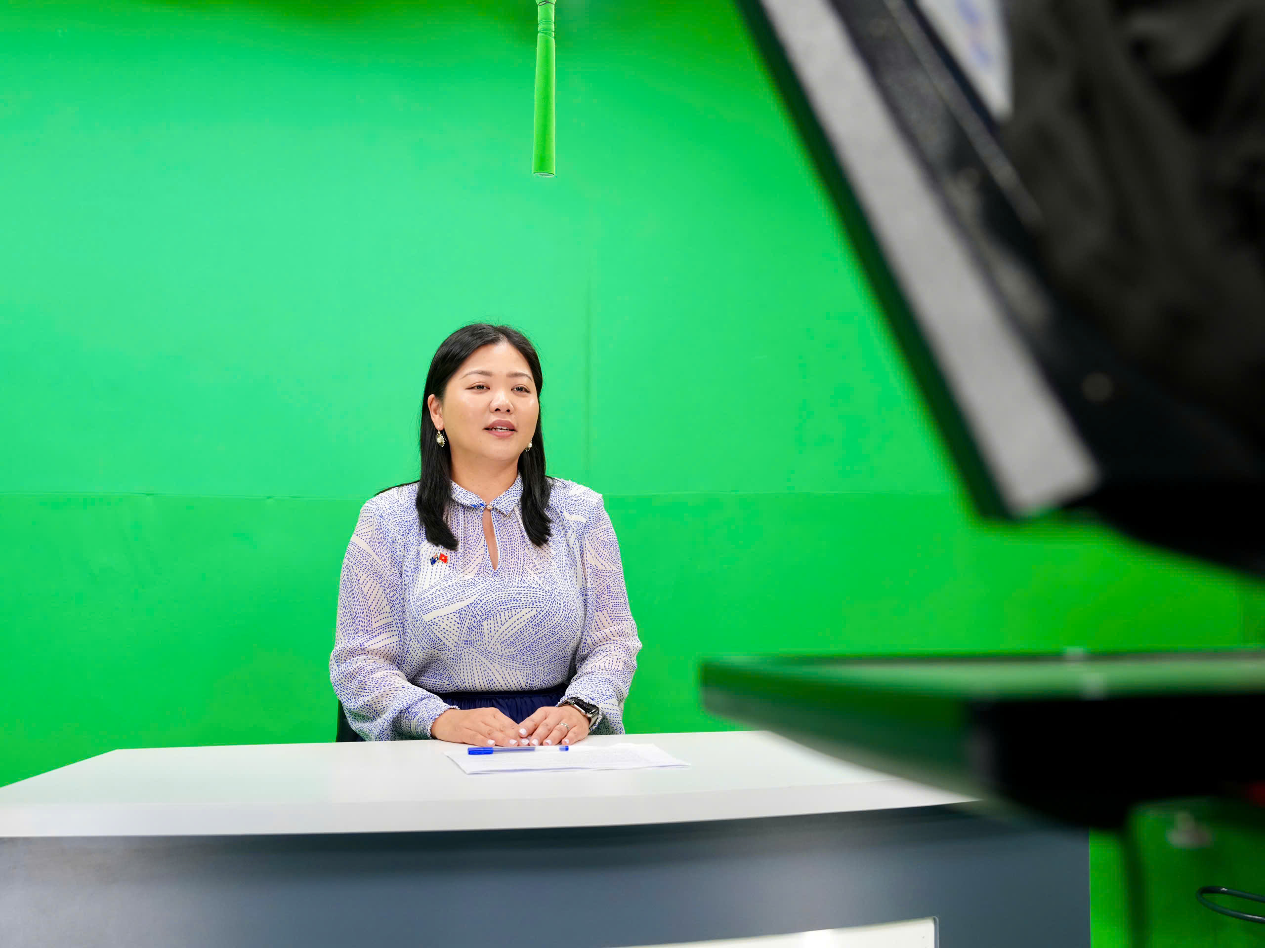 Đoàn đại biểu Hội đồng Giao lưu chính trị Úc thăm Báo Thanh Niên - Ảnh 7.