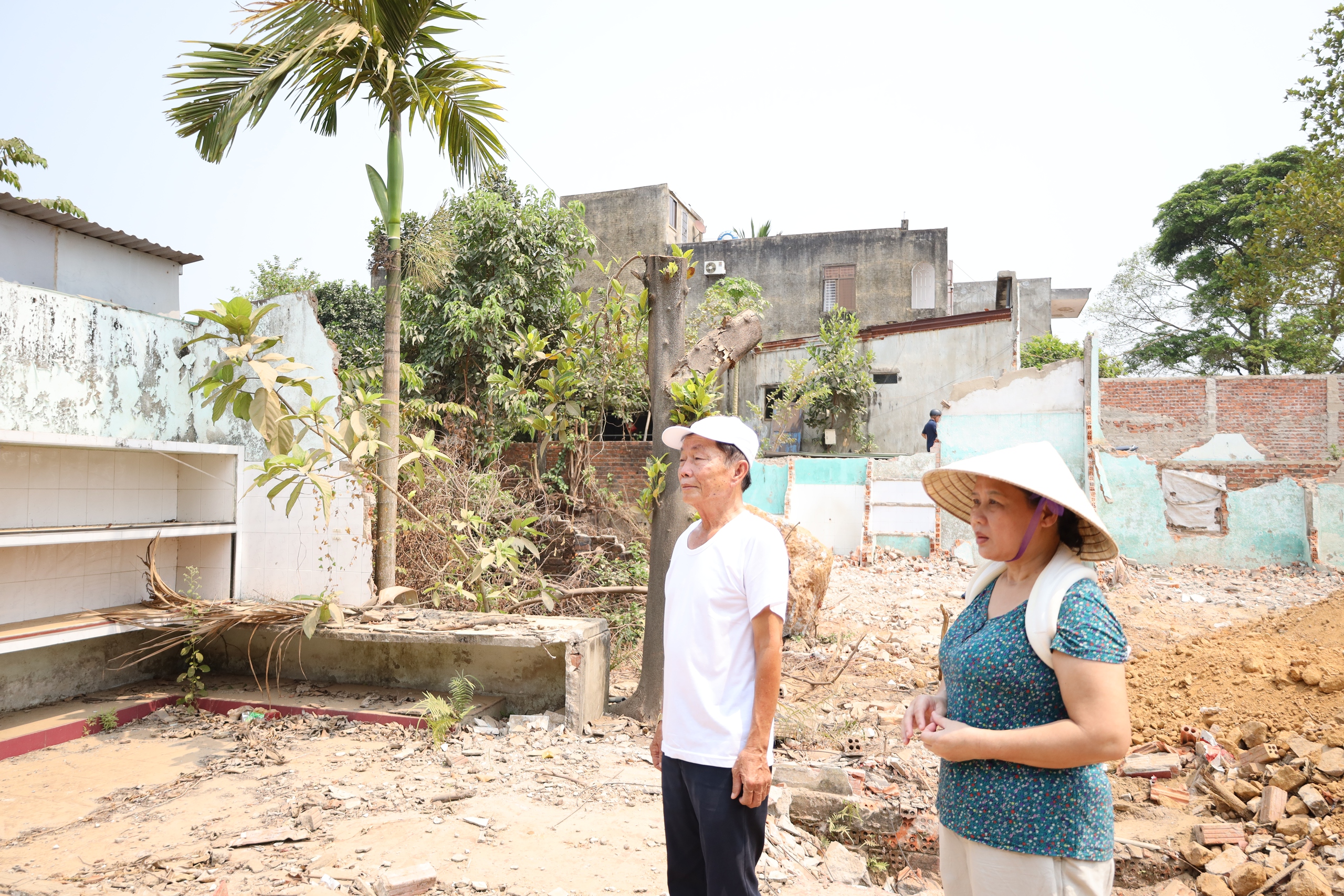 Nhiều hộ d&acirc;n Đ&agrave; Nẵng chưa thể an cư d&ugrave; đ&atilde; nhận đất t&aacute;i định cư - Ảnh 4.