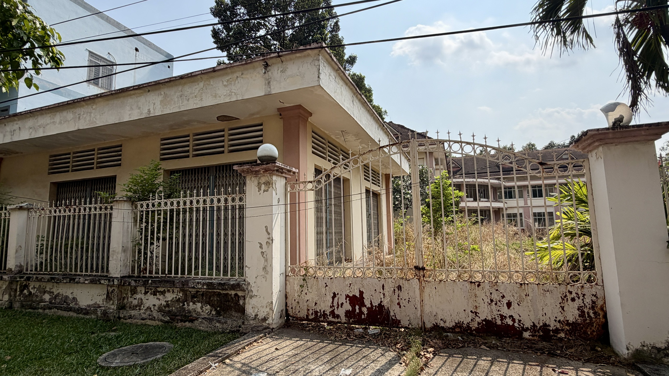  Bàn giao trụ sở cơ quan cũ làm Trường tiểu học Phú Lợi - Ảnh 4.