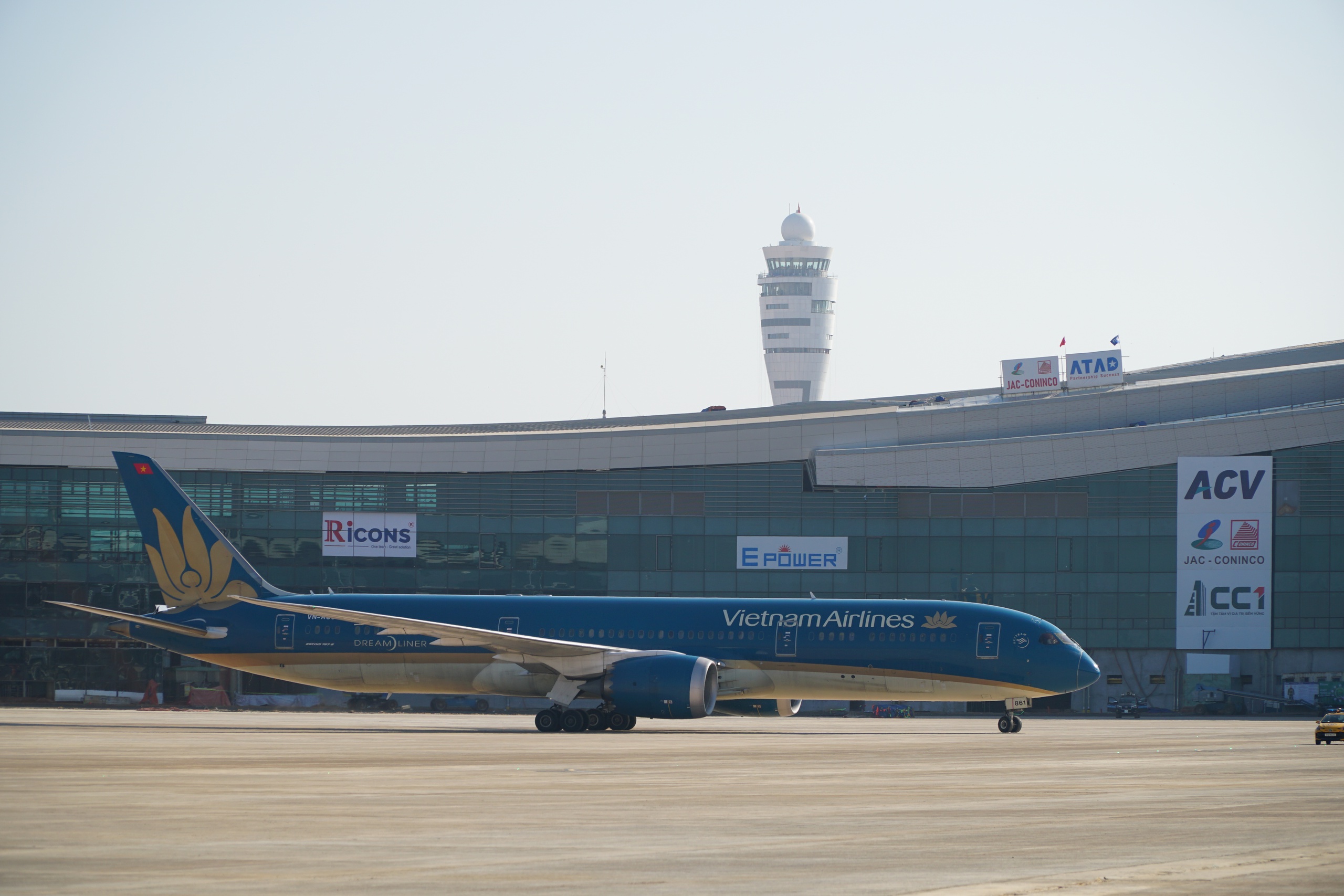 Tuyển dụng lao động sân bay Long Thành 2026: Cơ hội việc làm hấp dẫn - Ảnh 1.