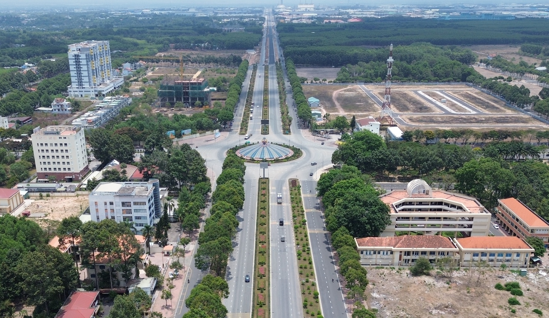 Ban hành Nghị quyết thành lập 10 phường mới ở Đồng Nai  - Ảnh 1.