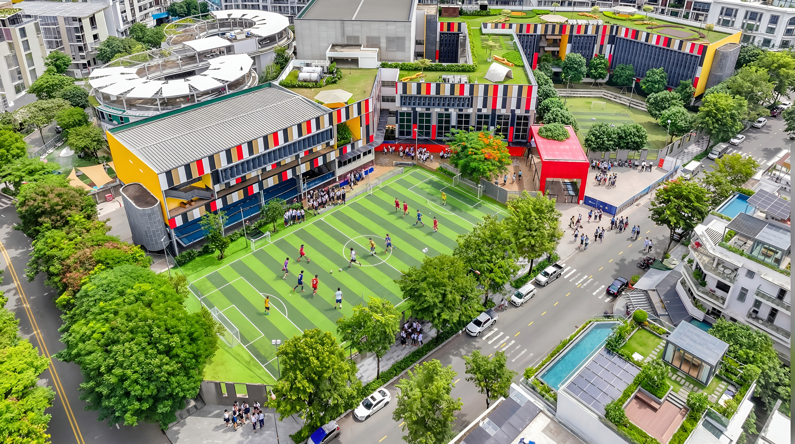 Cư dân Van Phuc City hưởng lợi nhờ tiện ích y tế, trường học chuẩn quốc tế - Ảnh 1.