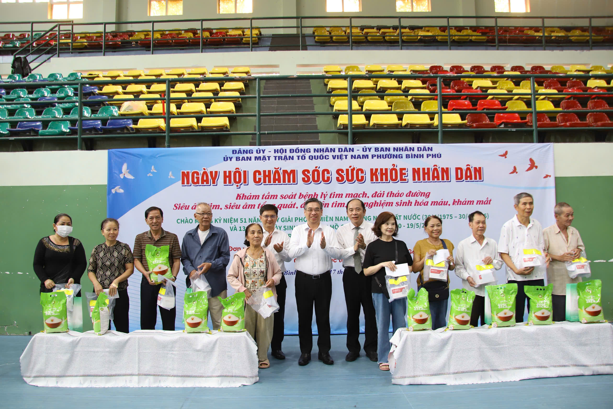 Hơn 100 bệnh viện TP.HCM đồng loạt kh&aacute;m sức khỏe miễn ph&iacute; cho người d&acirc;n - Ảnh 7.