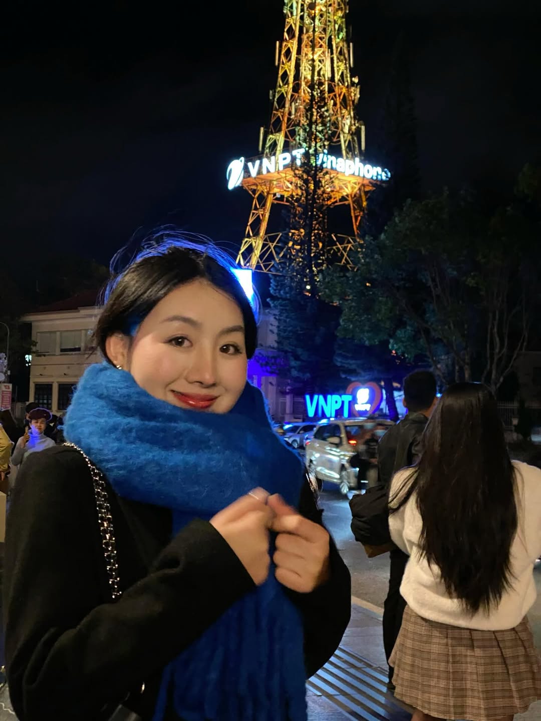 Bạn trẻ rủ nhau &lsquo;săn&rsquo; ảnh &lsquo;th&aacute;p Eiffel&rsquo; giữa l&ograve;ng Đ&agrave; Lạt  - Ảnh 3.