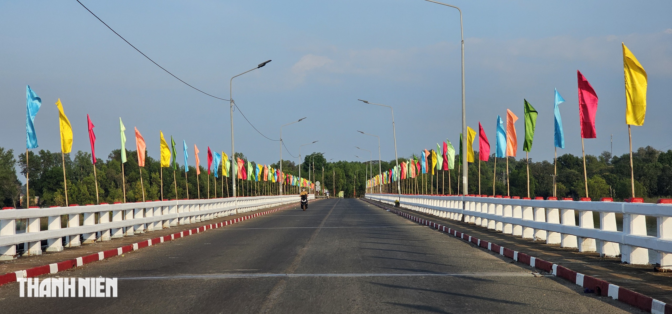  Hồ Trị An đang mùa đẹp nhất trong năm- Ảnh 6.