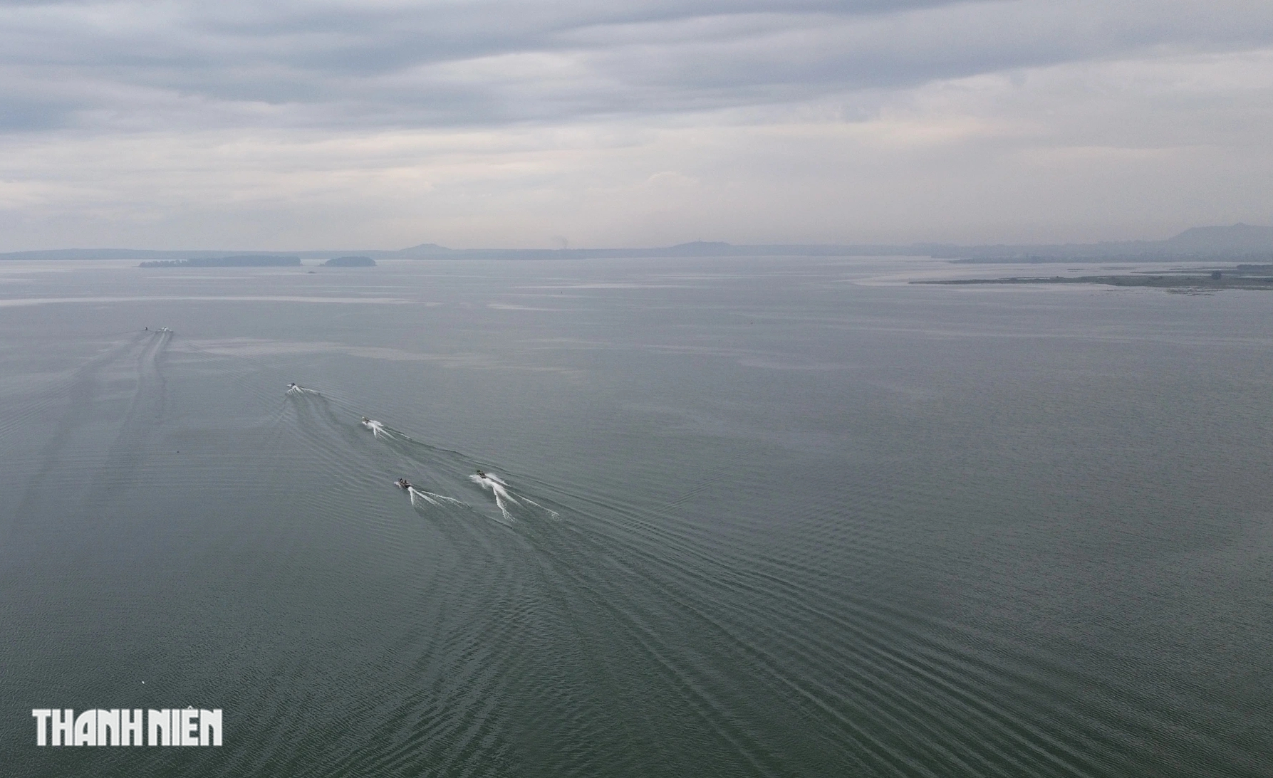  Hồ Trị An đang mùa đẹp nhất trong năm- Ảnh 2.