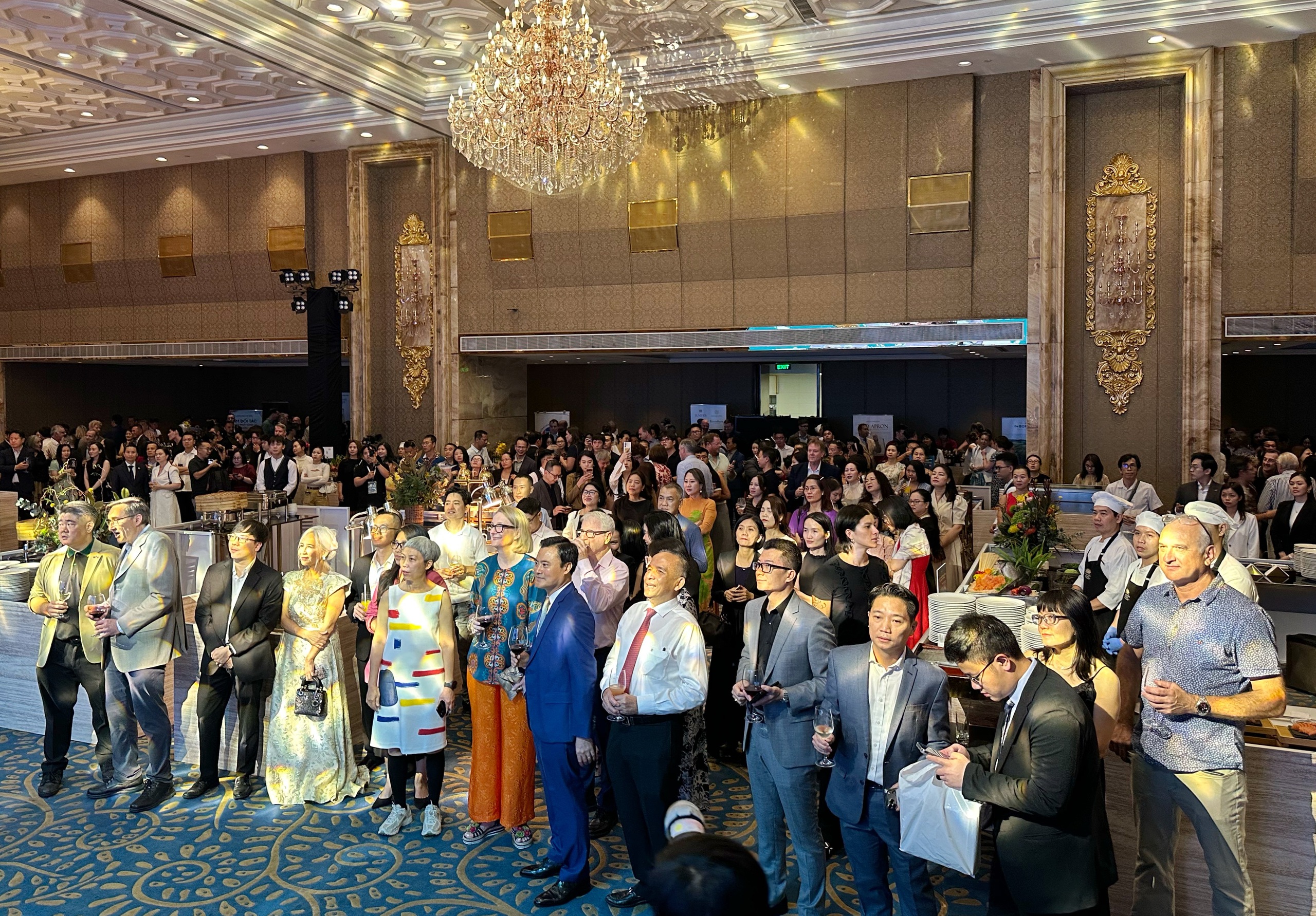  Món ngon từ cô gái Việt đầu tiên đạt sao Michelin - Ảnh 1.