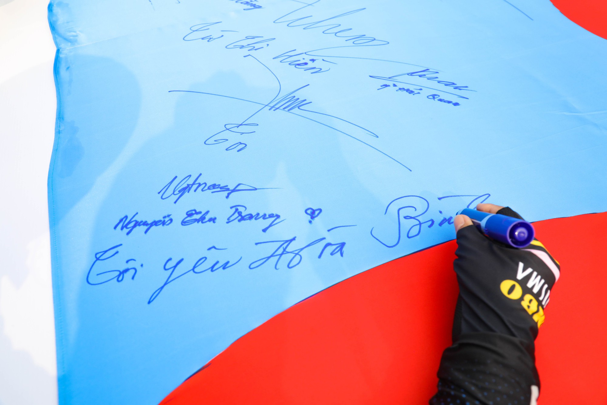 Ấn tượng hành trình Vì hòa bình trên 'đất lửa'- Ảnh 5.