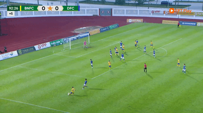 Si&ecirc;u phẩm đẳng cấp thế giới gi&uacute;p đội thầy Park thắng nhẹ Đồng Th&aacute;p: Trường Tươi Đồng Nai lo nơm nớp - Ảnh 2.