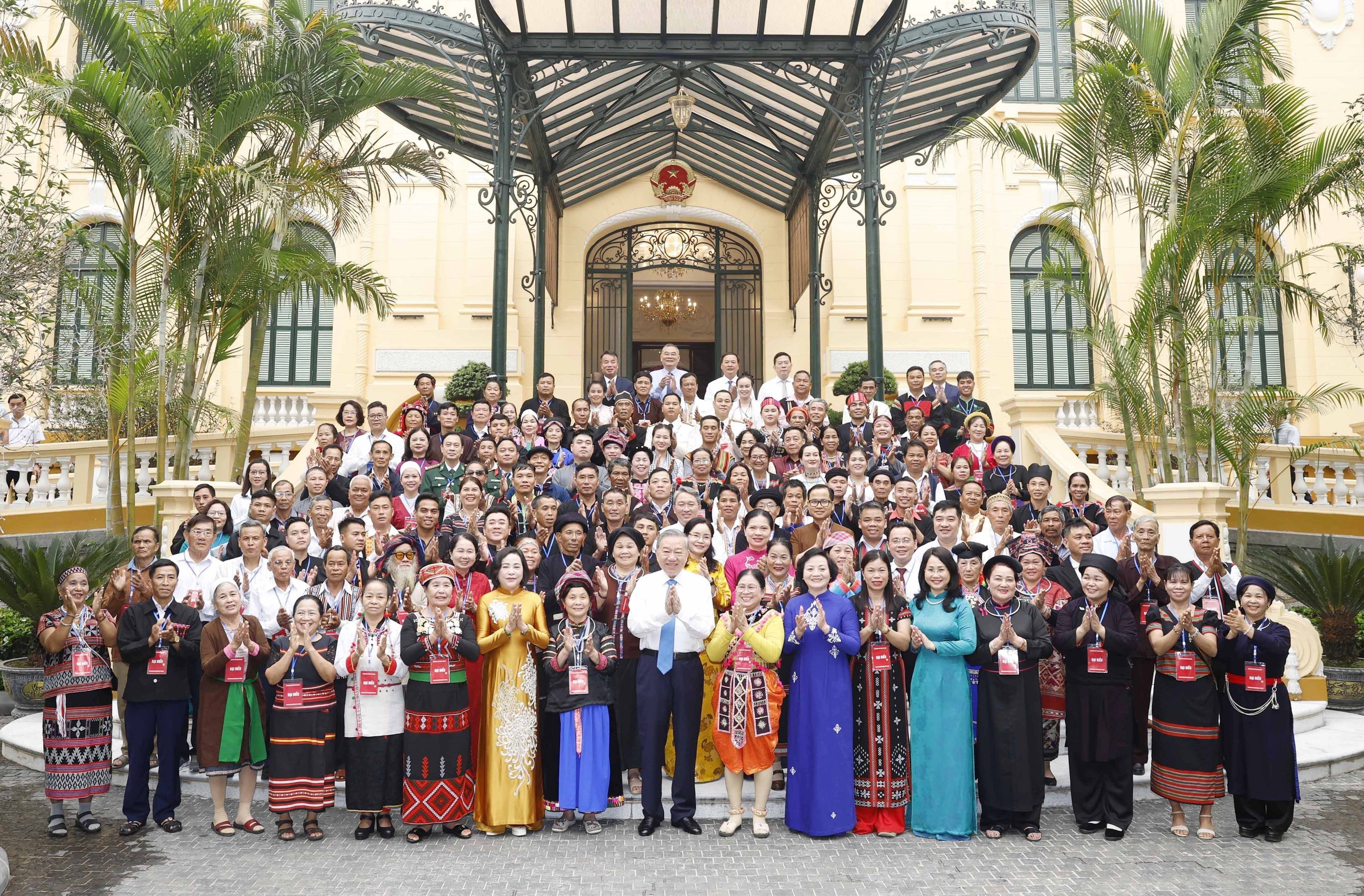  Cùng nhau giữ vững bình yên của bản làng- Ảnh 2.