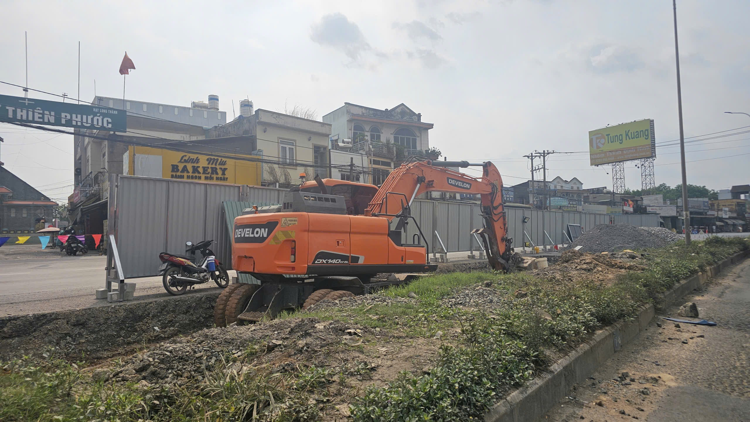 Chủ tịch tỉnh Đồng Nai chỉ đạo khắc phục ùn tắc giao thông trên quốc lộ 51- Ảnh 4.