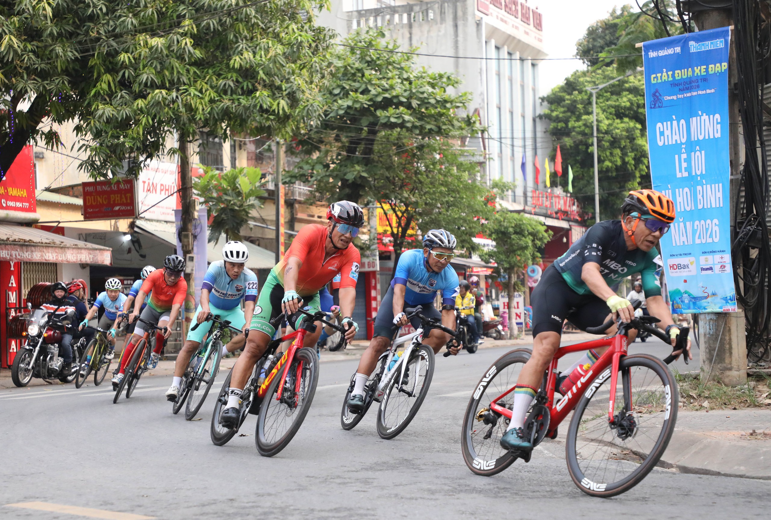 To&agrave;n cảnh Th&agrave;nh cổ Quảng Trị rộn r&agrave;ng nhịp b&aacute;nh xe lan tỏa th&ocirc;ng điệp h&ograve;a b&igrave;nh- Ảnh 16.