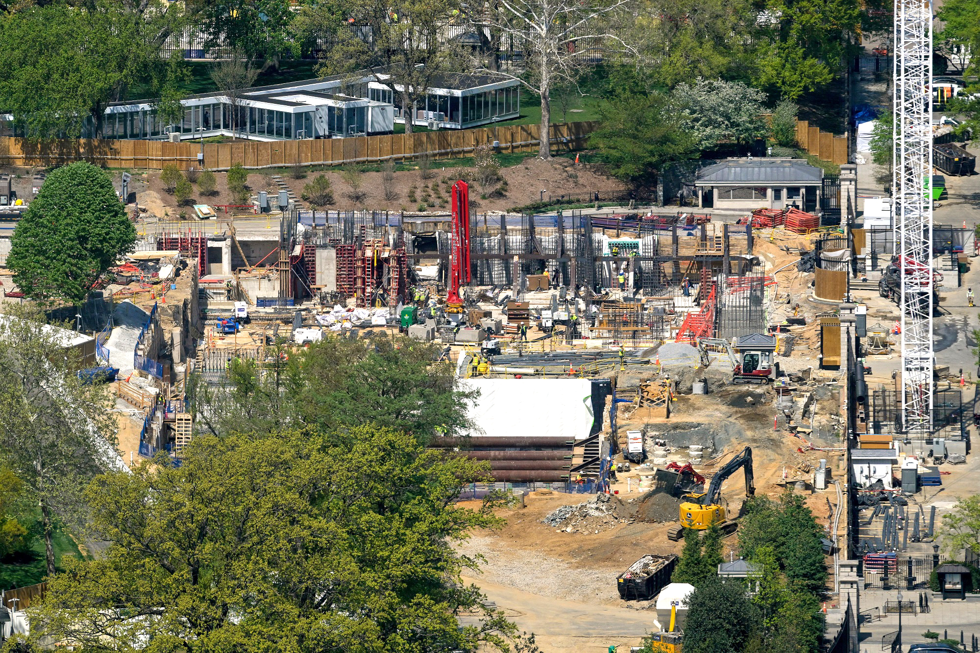 Phòng khiêu vũ Nhà Trắng và những dự án lớn của Tổng thống Trump năm 2026 - Ảnh 1.