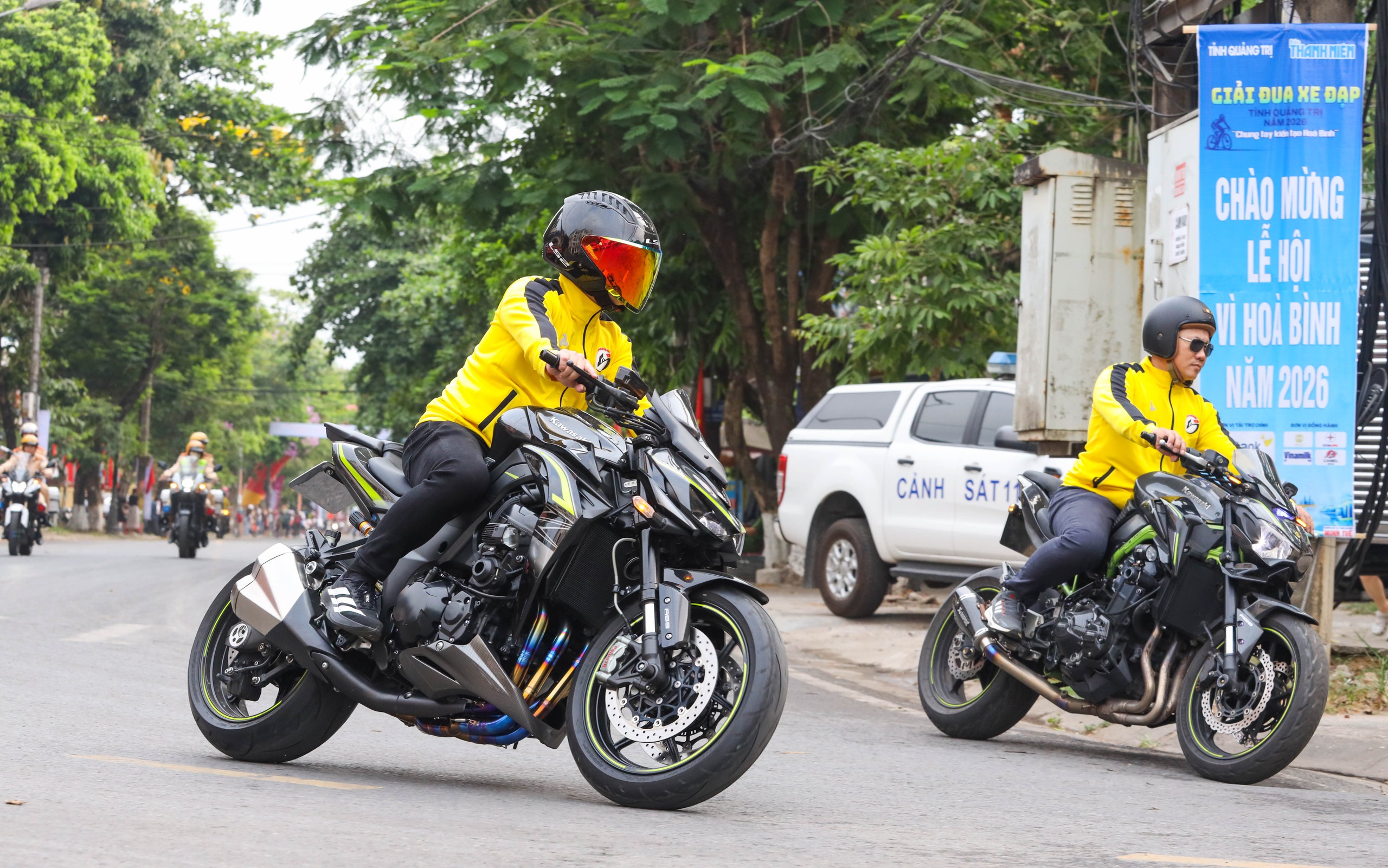 To&agrave;n cảnh Th&agrave;nh cổ Quảng Trị rộn r&agrave;ng nhịp b&aacute;nh xe lan tỏa th&ocirc;ng điệp h&ograve;a b&igrave;nh- Ảnh 15.