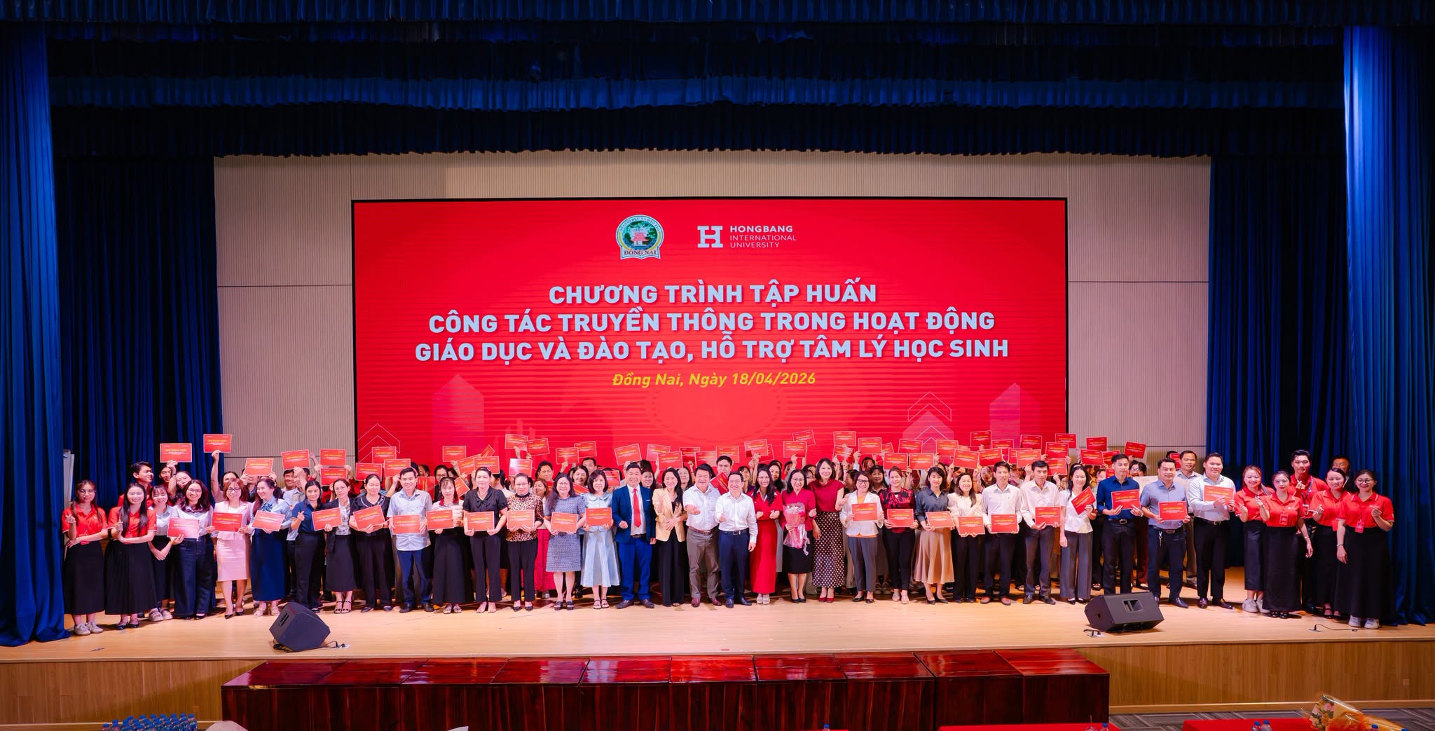 Đối mặt khủng hoảng học đường, gi&aacute;o vi&ecirc;n c&oacute; biết c&aacute;ch ứng ph&oacute;?- Ảnh 2.