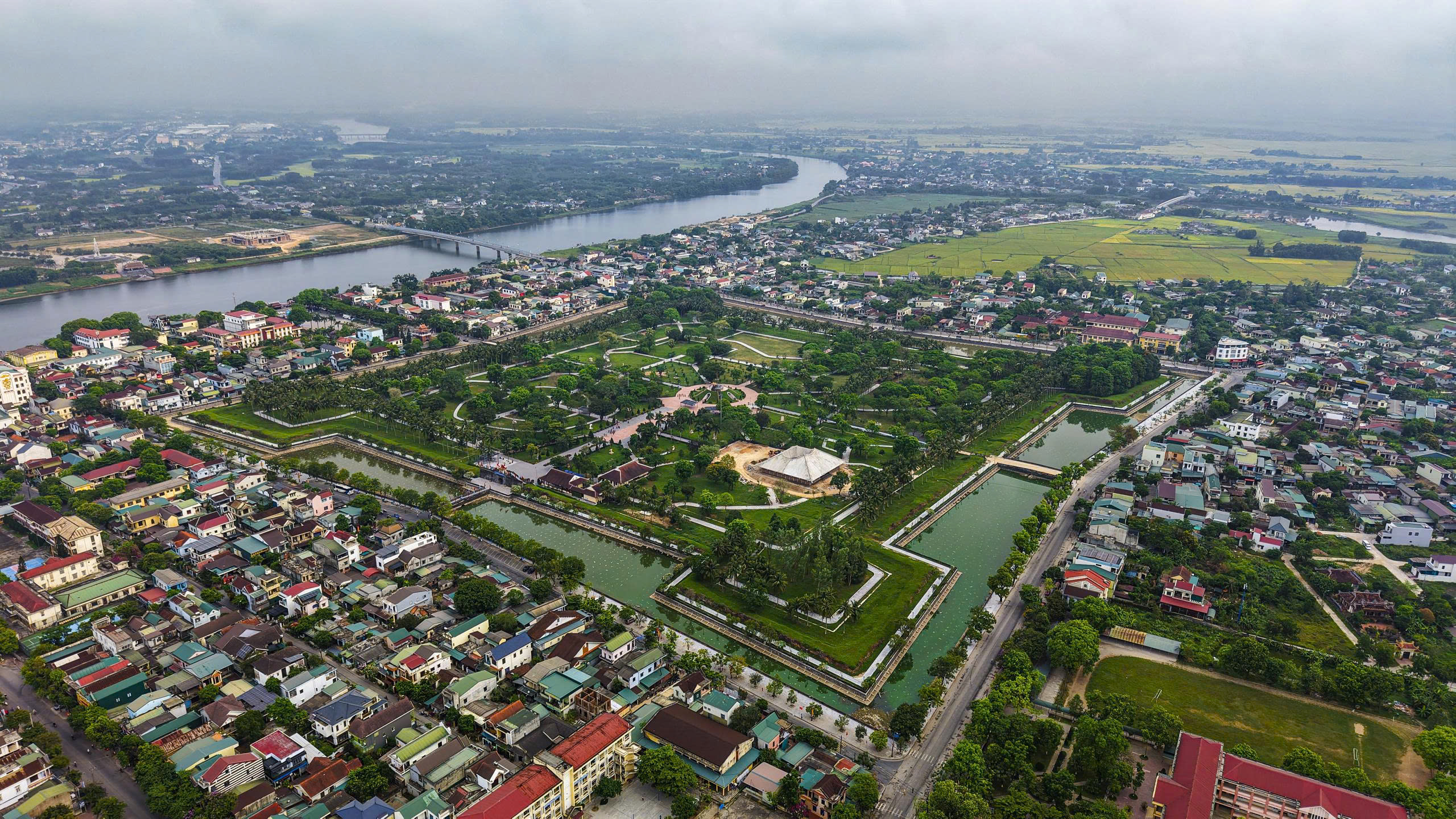 Hơn 260 cua rơ tranh t&agrave;i tại Th&agrave;nh cổ Quảng Trị, lan tỏa th&ocirc;ng điệp h&ograve;a b&igrave;nh- Ảnh 6.