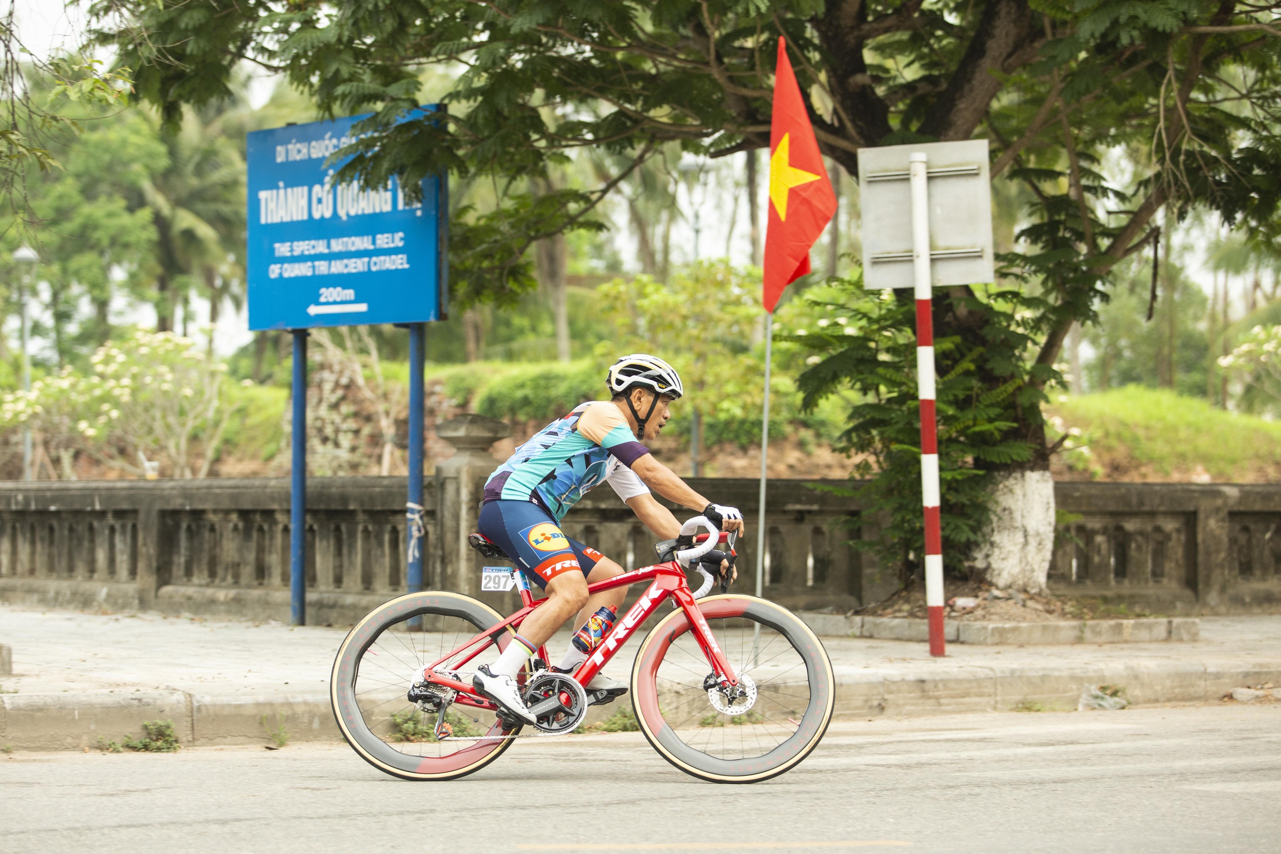 Gay cấn những v&ograve;ng đua quanh Th&agrave;nh cổ Quảng Trị- Ảnh 8.