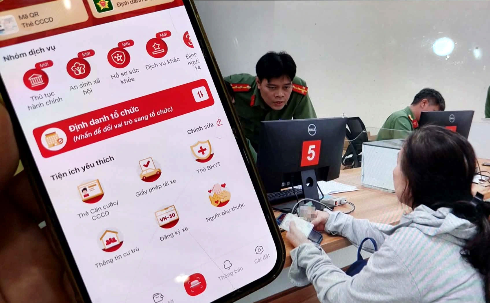 Thông tin lý lịch tư pháp sẽ hiển thị trên VNeID từ 1.7.2026- Ảnh 1.