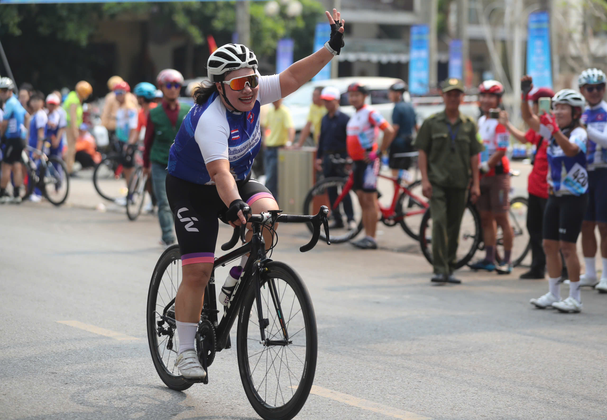 Gay cấn những v&ograve;ng đua quanh Th&agrave;nh cổ Quảng Trị- Ảnh 12.