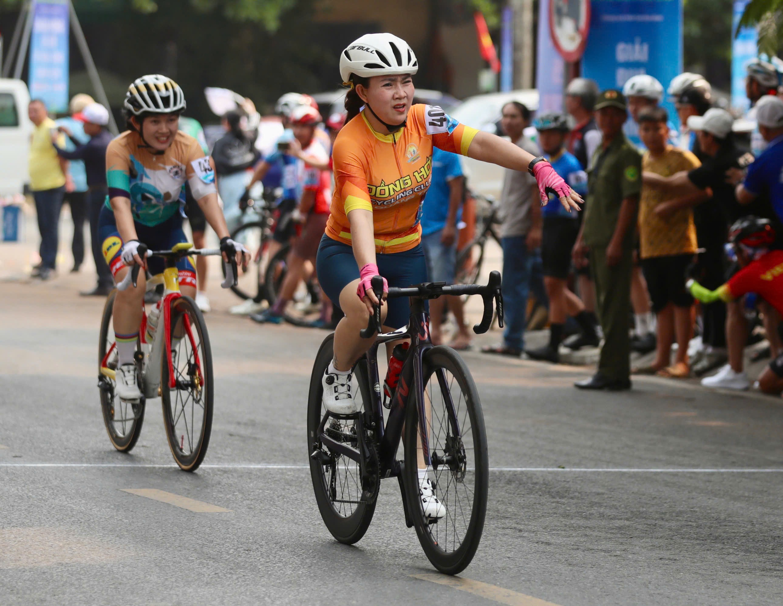 Gay cấn những v&ograve;ng đua quanh Th&agrave;nh cổ Quảng Trị- Ảnh 16.