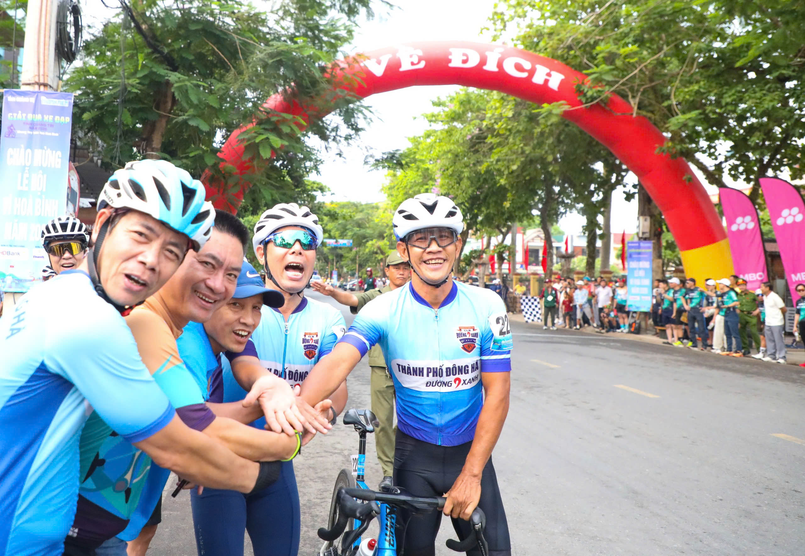 Gay cấn những v&ograve;ng đua quanh Th&agrave;nh cổ Quảng Trị- Ảnh 4.