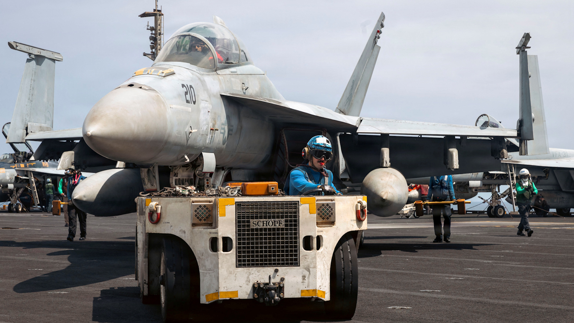 Điều g&igrave; đang xảy ra với USS Ford, t&agrave;u s&acirc;n bay ti&ecirc;n tiến nhất của Mỹ? - Ảnh 1.