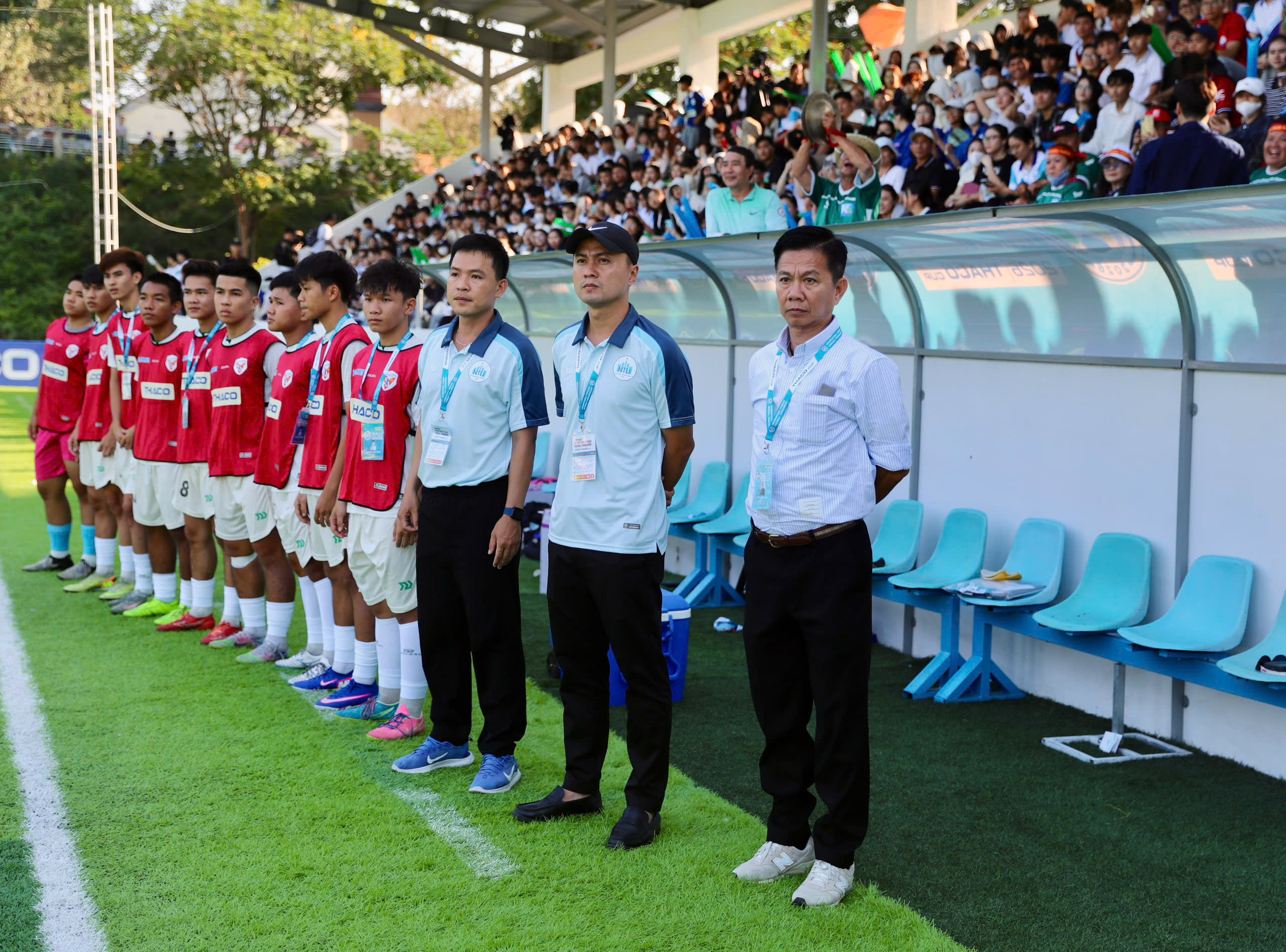 GĐKT Ho&agrave;ng Anh Tuấn c&ugrave;ng Trường ĐH Nha Trang quyết vượt n&uacute;i cao- Ảnh 2.