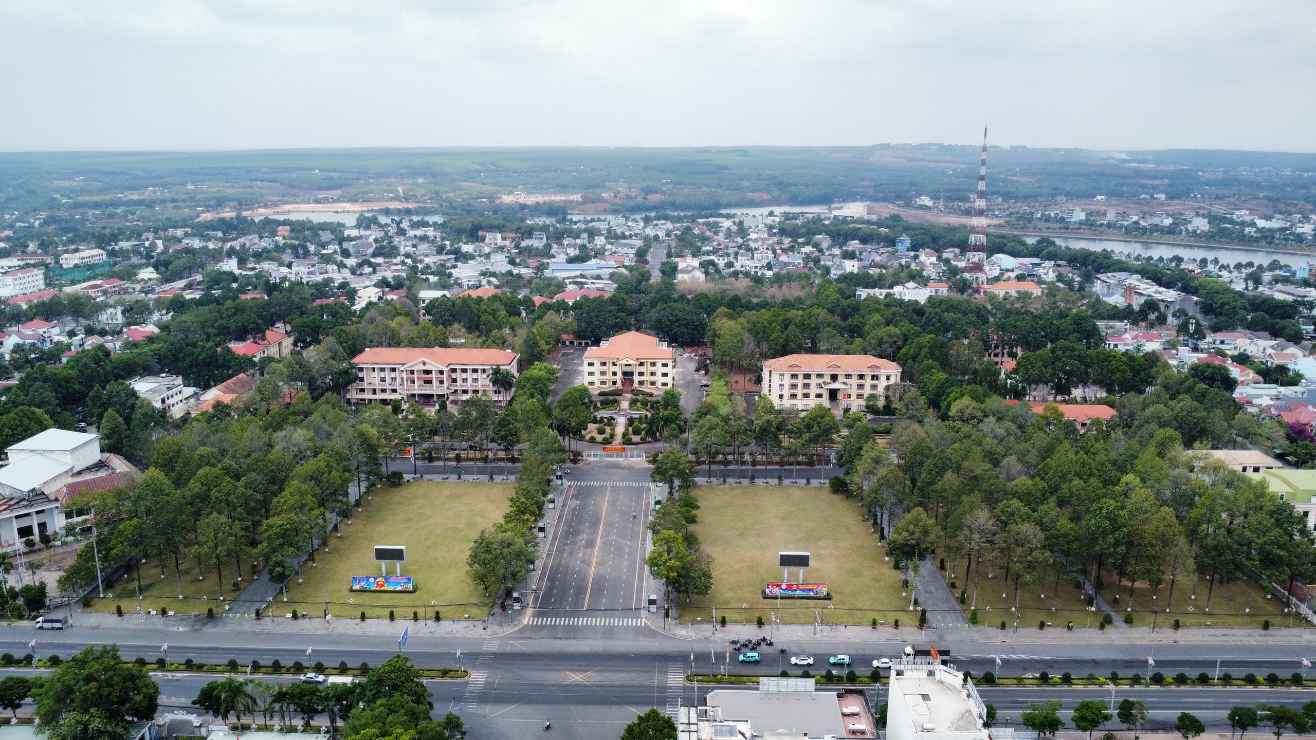 C&aacute;c trụ sở ở Trung t&acirc;m h&agrave;nh ch&iacute;nh tỉnh B&igrave;nh Phước cũ được sử dụng ra sao? - Ảnh 1.