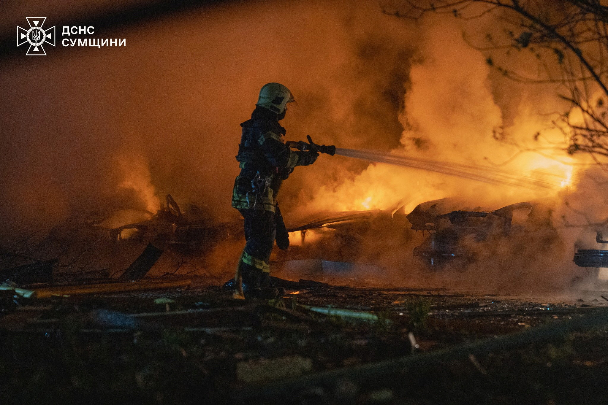 Chiến sự Ukraine ngày 1.518: Nga áp sát 'vành đai pháo đài' Donbass - Ảnh 1.