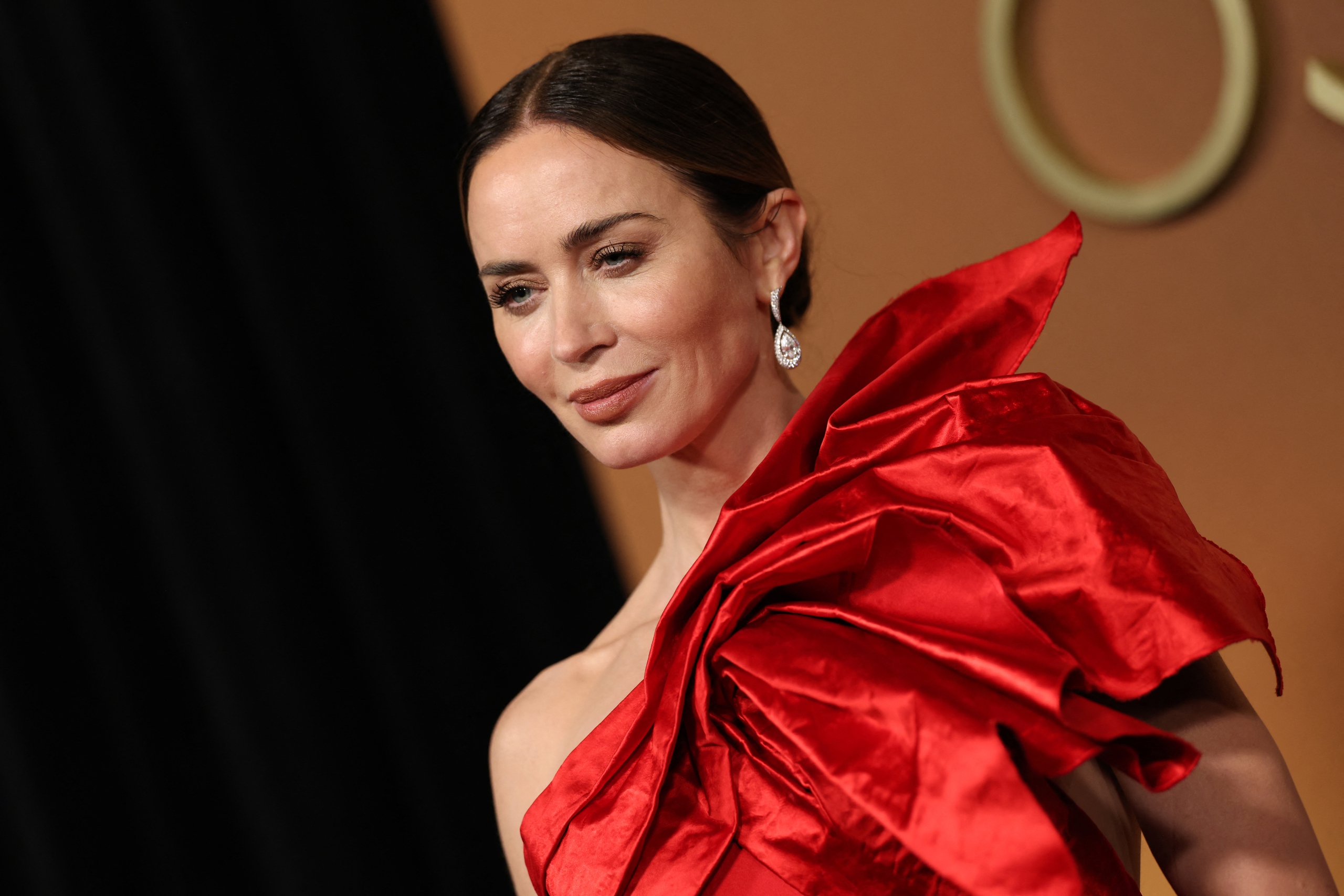 Anne Hathaway cùng dàn sao 'Yêu nữ thích hàng hiệu' sau 20 năm - Ảnh 12.