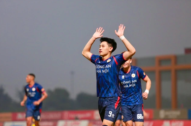 AFC chia suất dự Cúp châu Á mùa tới, bóng đá Việt Nam nhận tin rất vui
- Ảnh 2.