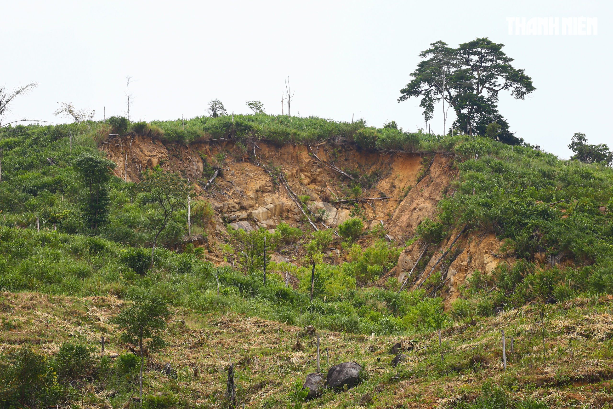 Nh&agrave; tưởng niệm 13 c&aacute;n bộ hy sinh ở R&agrave;o Trăng trở th&agrave;nh di t&iacute;ch lịch sử- Ảnh 4.