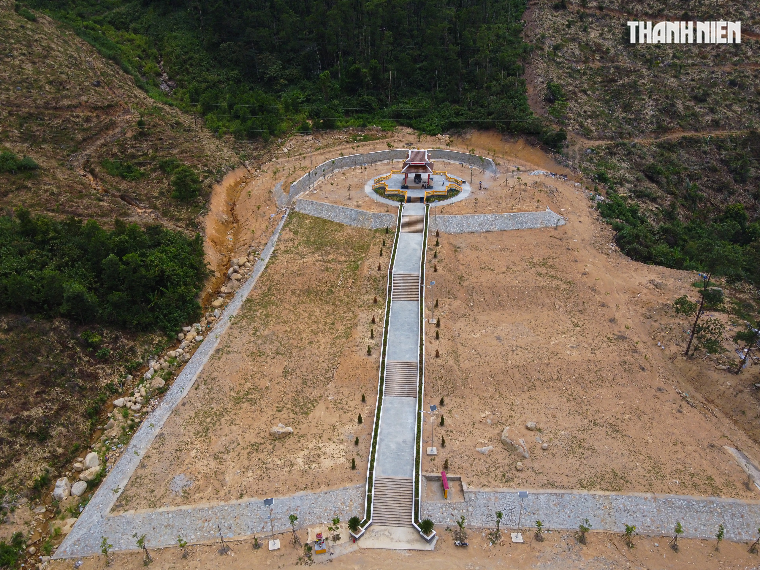 Nh&agrave; tưởng niệm 13 c&aacute;n bộ hy sinh ở R&agrave;o Trăng trở th&agrave;nh di t&iacute;ch lịch sử- Ảnh 2.