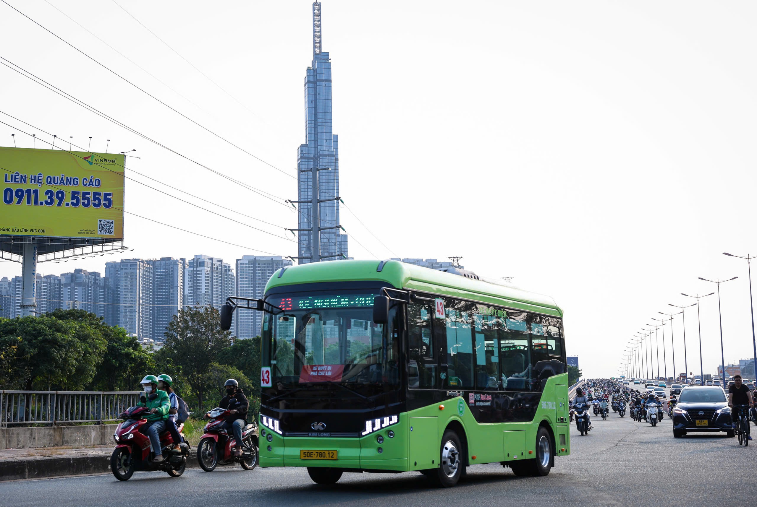 Miễn phí vé rồi, TP.HCM làm gì để kéo người dân ùn ùn đi xe buýt?- Ảnh 2.